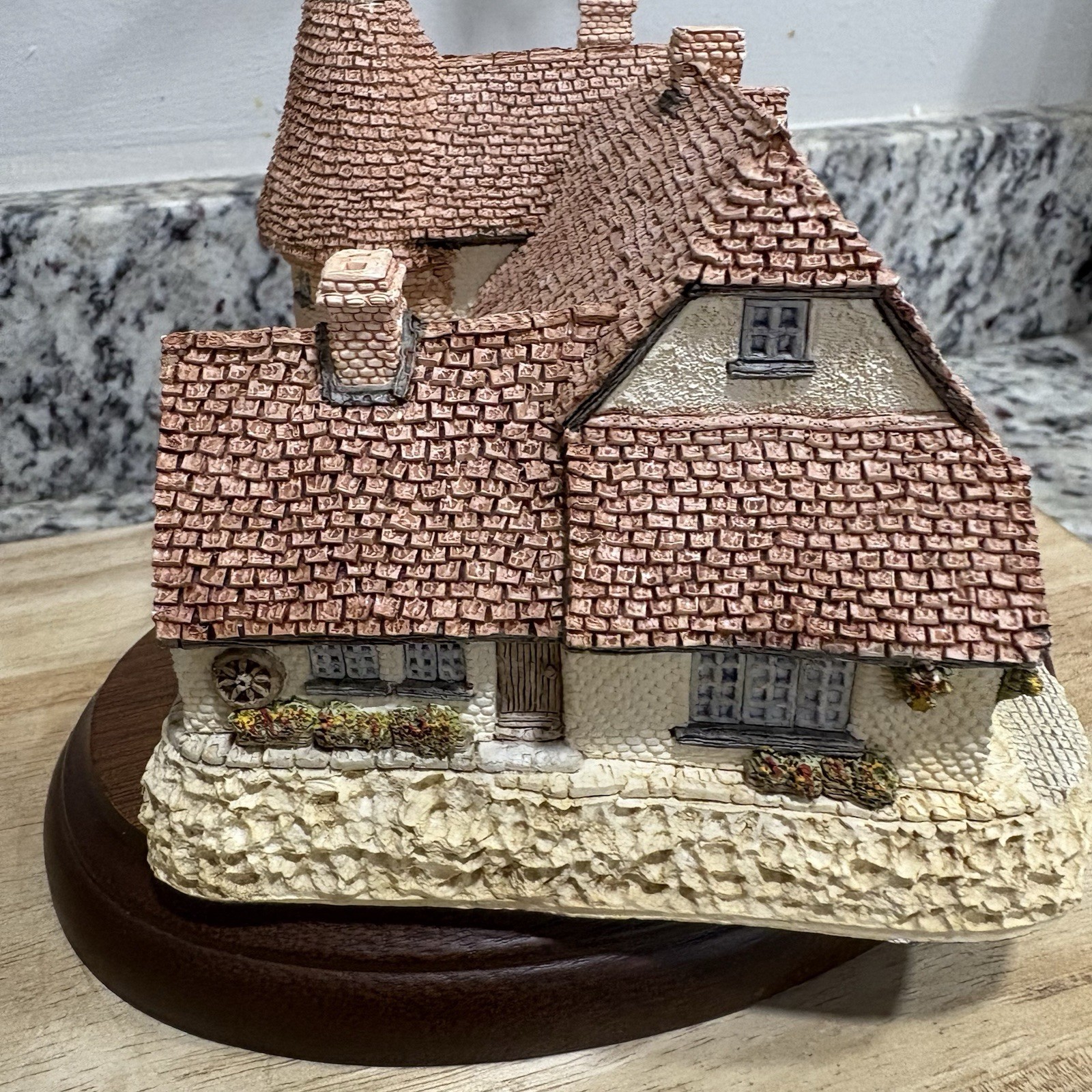The Blue Bell Cottage By Malcolm Cooper – 1987 – Great Britain