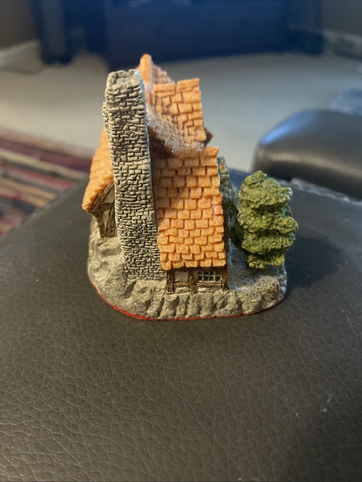 Lilliput Lane Cottage Vintage 3.5 inch Cumbria United Kingdom