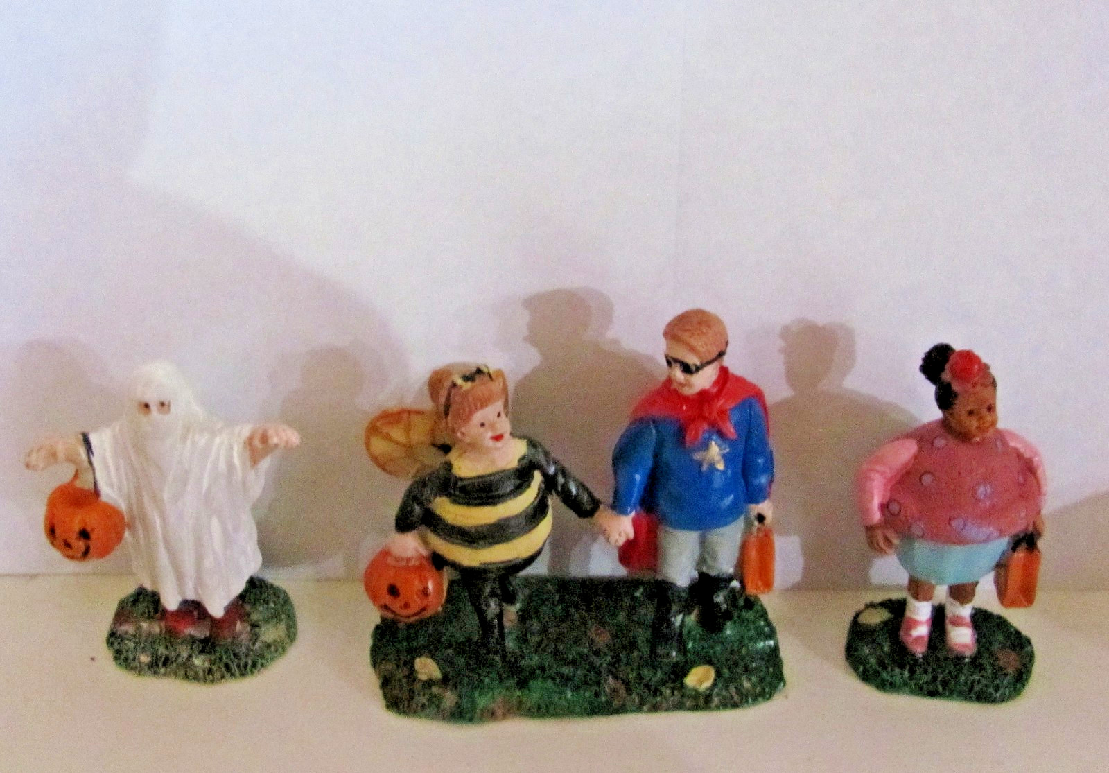 Lemax Spooky Town Figurines – New Trick or Treaters, Set Of 3 #52304