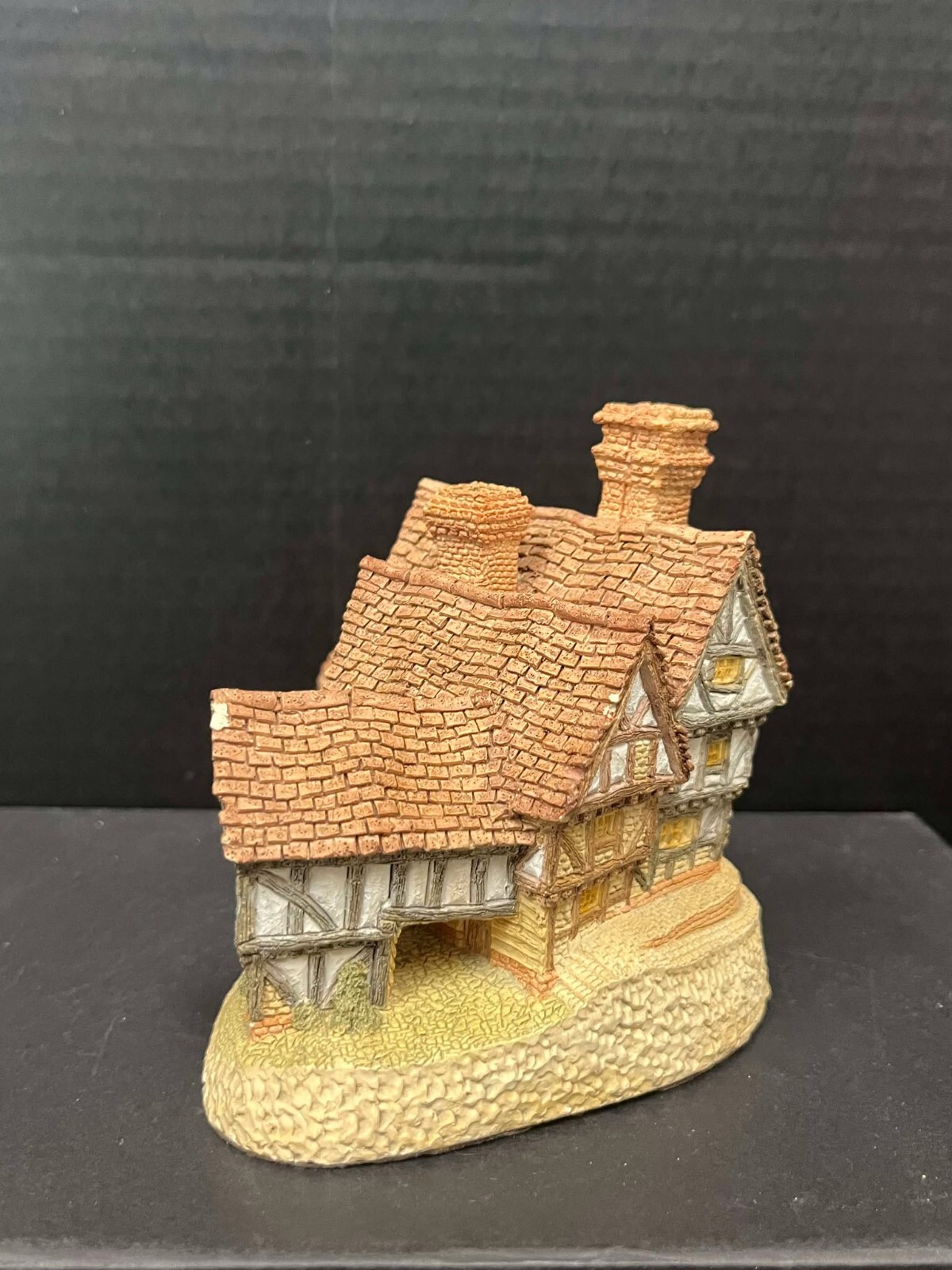 DAVID WINTER COTTAGES STRATFORD HOUSE 1981 WITH BOX