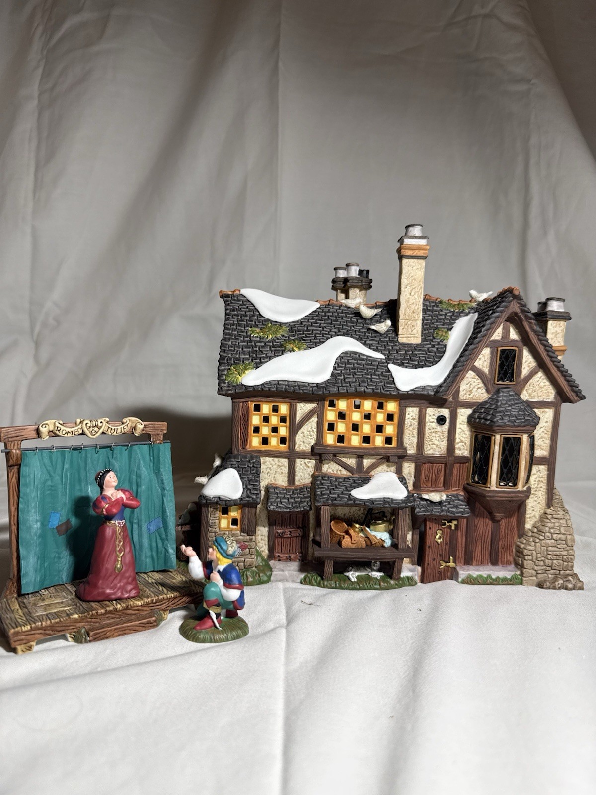Department 56 Dickens Village Shakespeare’s Birthplace Ceramic House