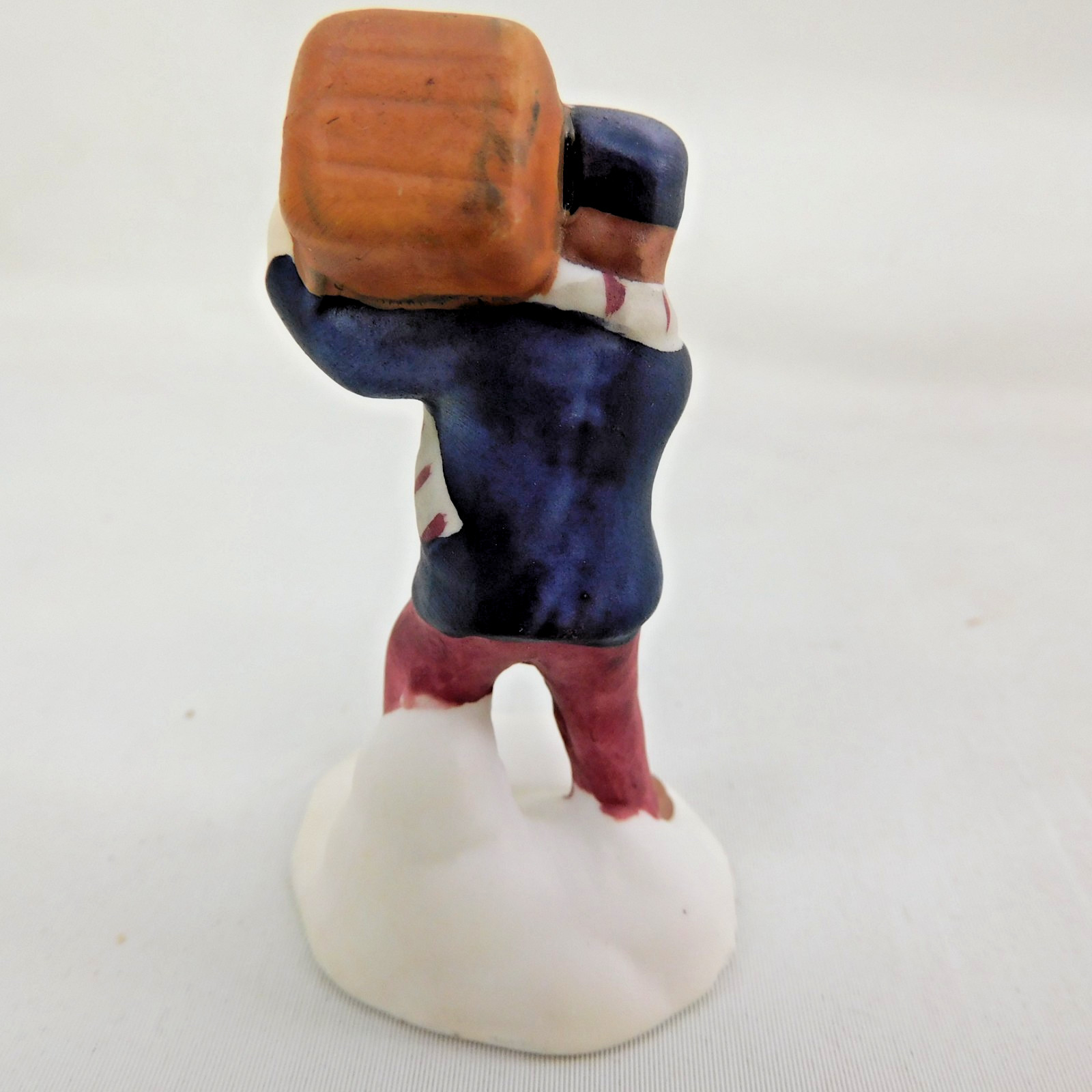 Railroad Porter Figure Hoisting Trunk Christmas Village Porcelain 2.5″H Taiwan
