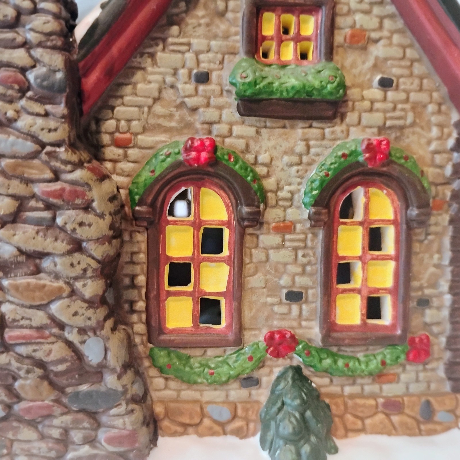 RARE St. Nicholas Square “Grandma’s House” 2003 Village Collection series w/box