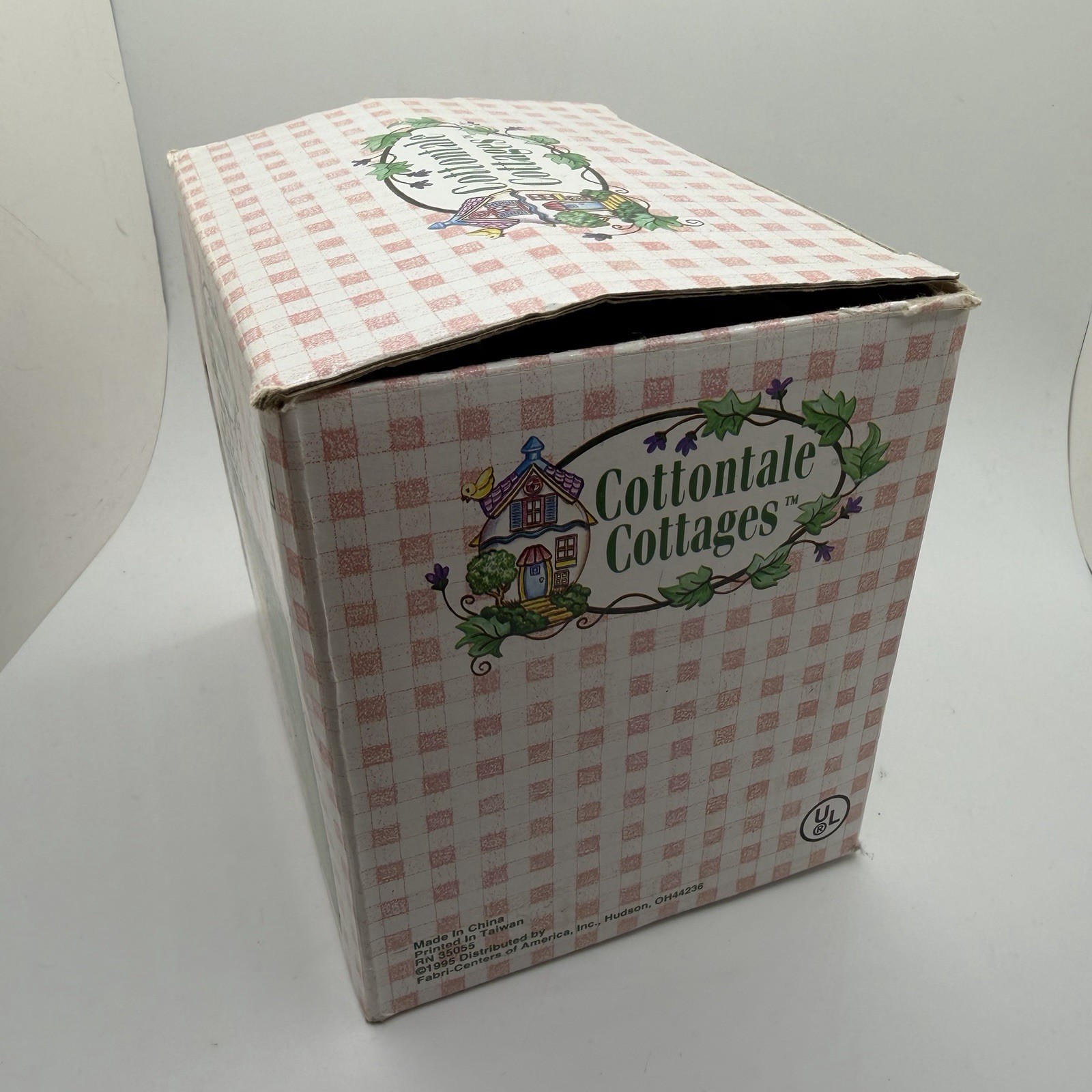 1995 Cottontale Cottages School Easter Village Hand Painted 276-1047 & Cord