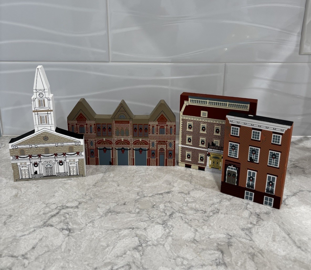 The Cat’s Meow New York Christmas Series Lot Of Four Buildings
