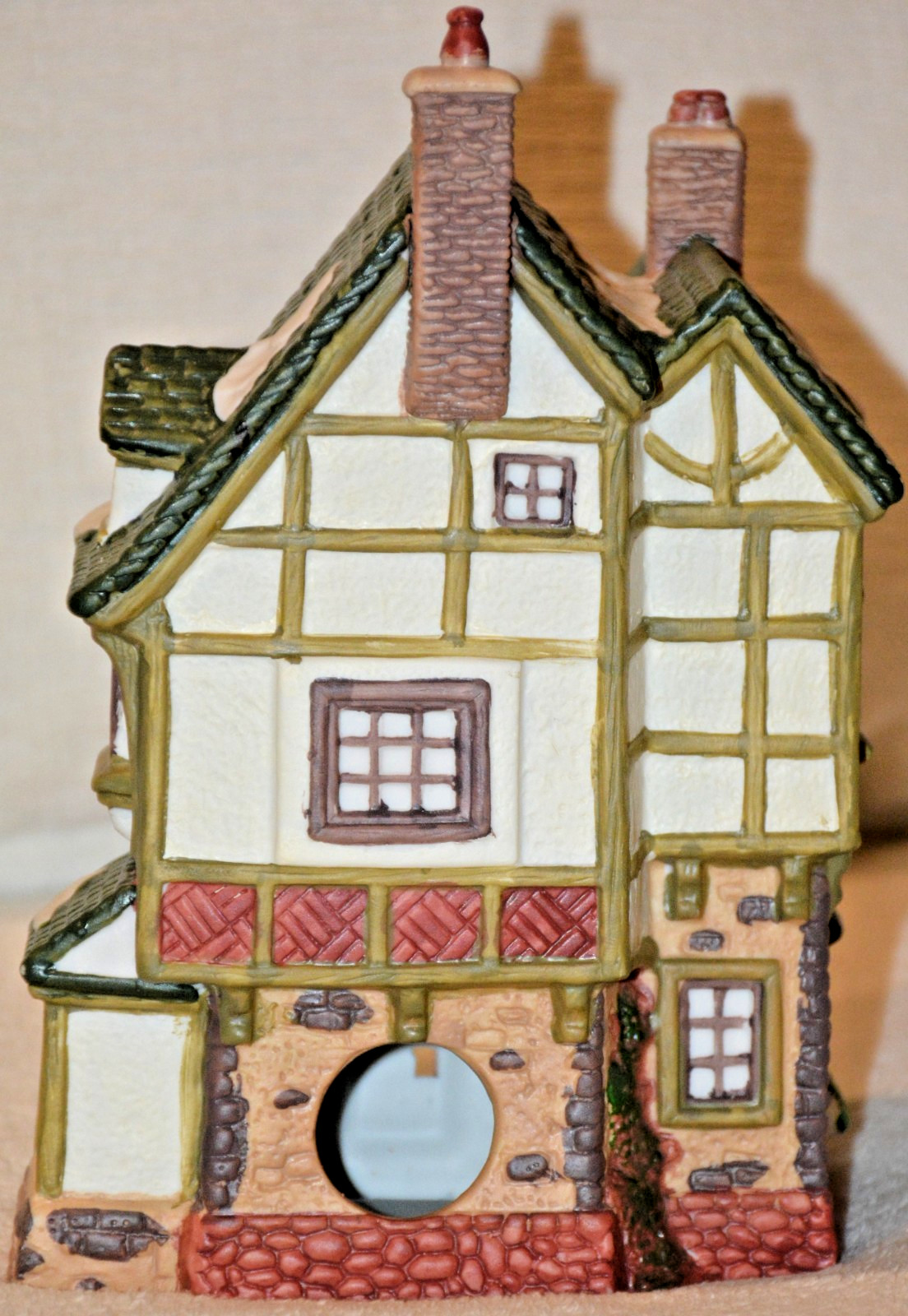 Dickens Collectables Towne Series Quilt Shop Porcelain House 1994 Box 266-6741