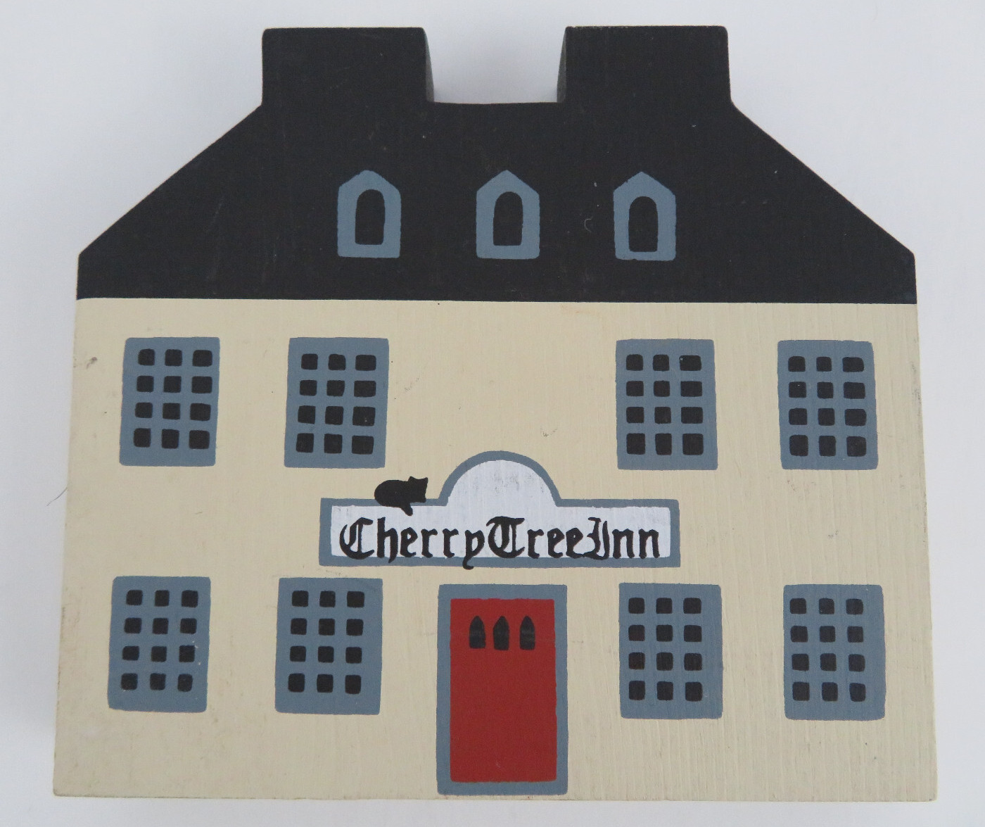 The Cat’s Meow Village CHERRY TREE INN Wooden Shelf Sitter 1983/88