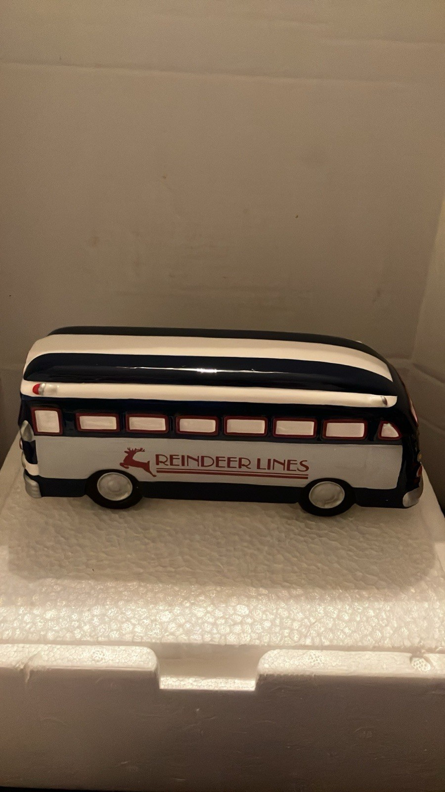 Department 56 Snow Village A Ride on the Reindeer Lines Bus Set of 3 Boxed