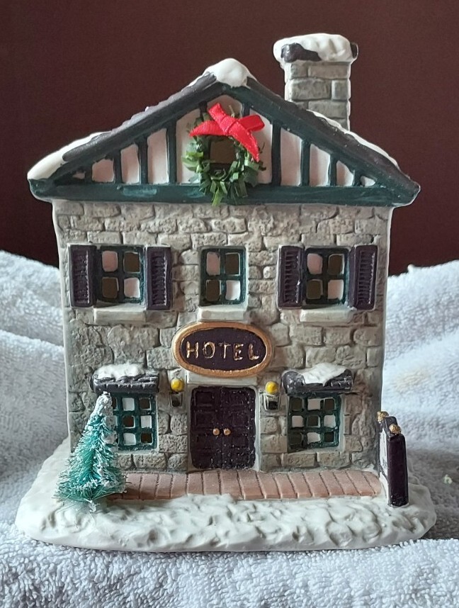 Christmas Valley Hotel 1992