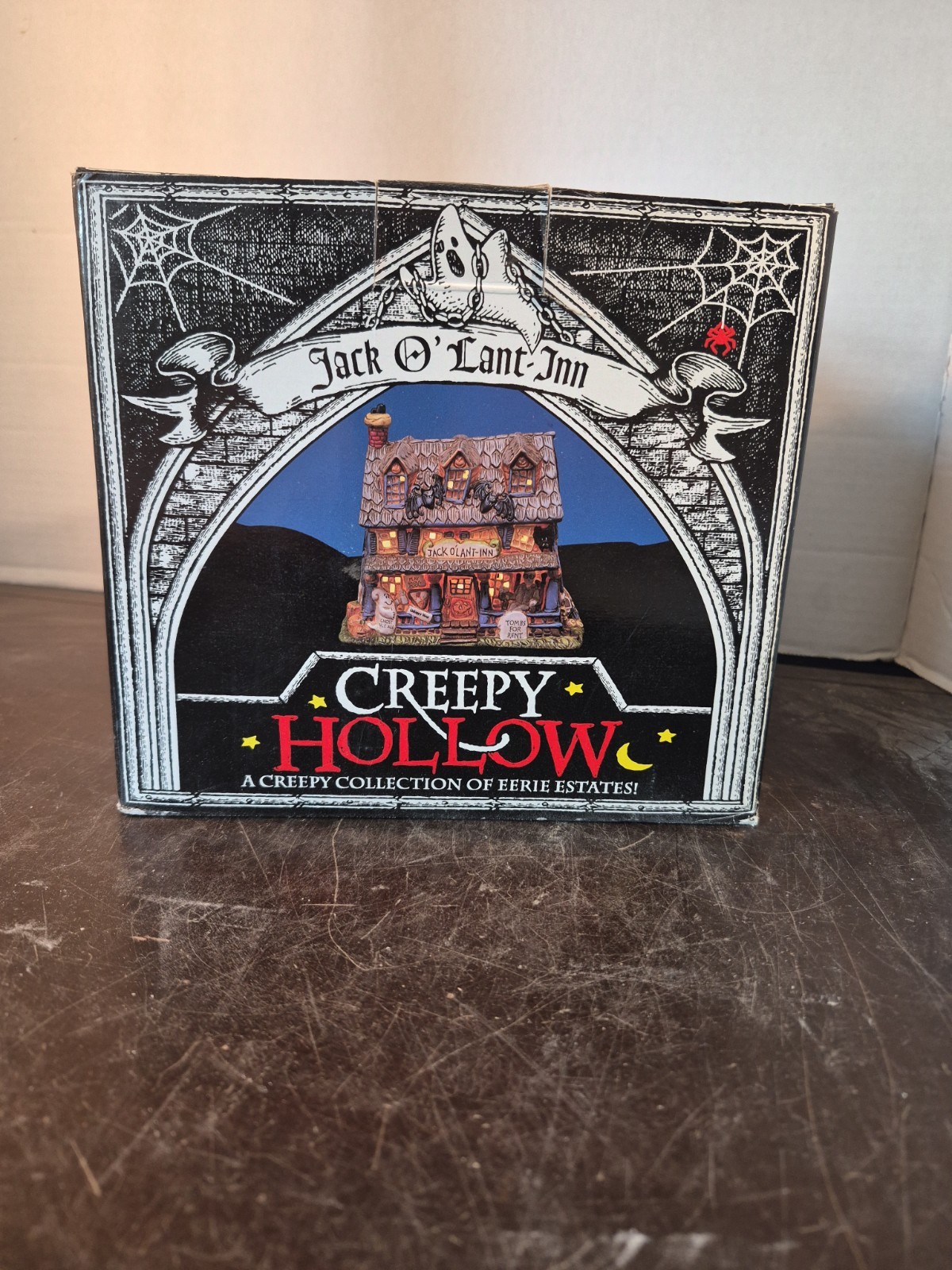 Midwest Of Cannon Falls Creepy Hollow Jack-O-Lant-Inn New In Box (Opened)