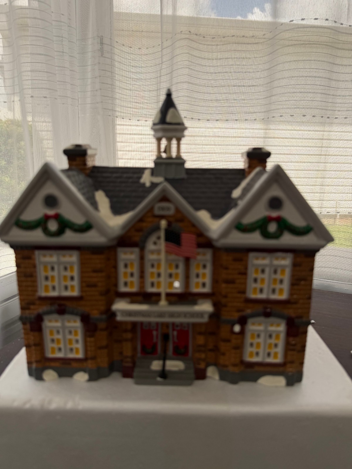 Department 56 1996 Snow Village Christmas Lake High School 54881