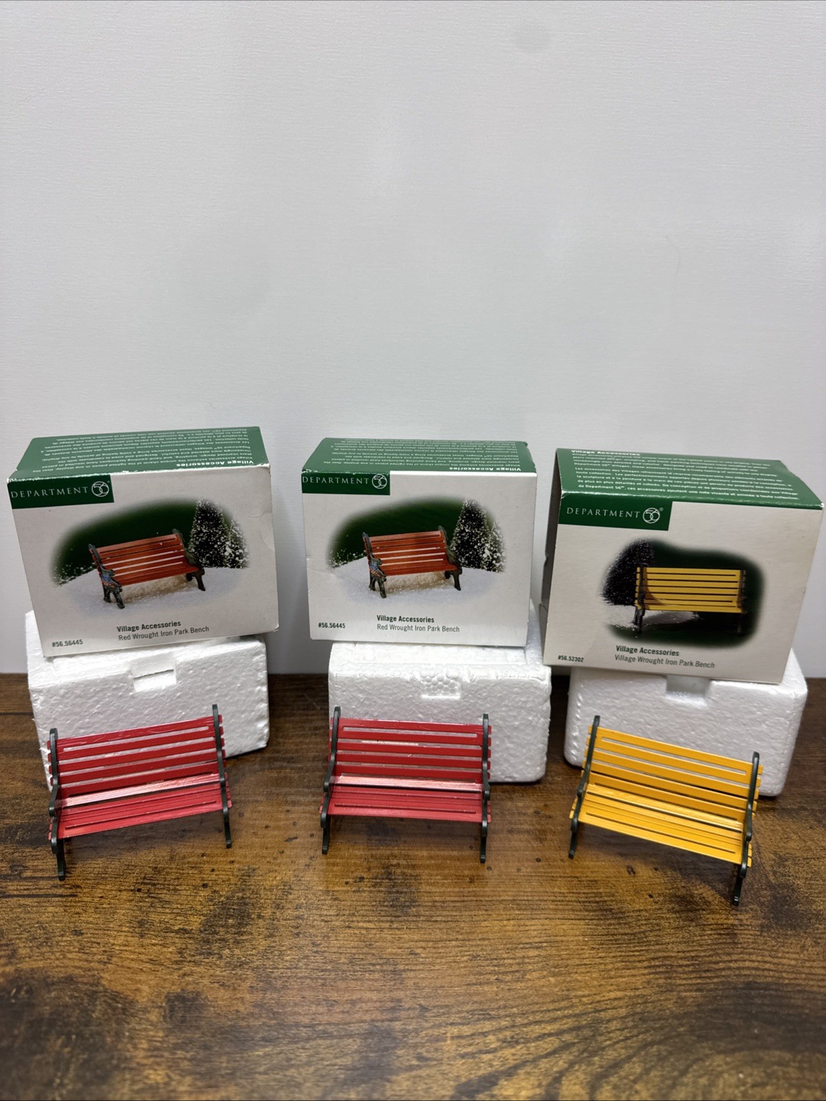Dept 56 Village WROUGHT IRON PARK BENCH 1 Yellow & 2 Red #56445 # 52302 w Boxes