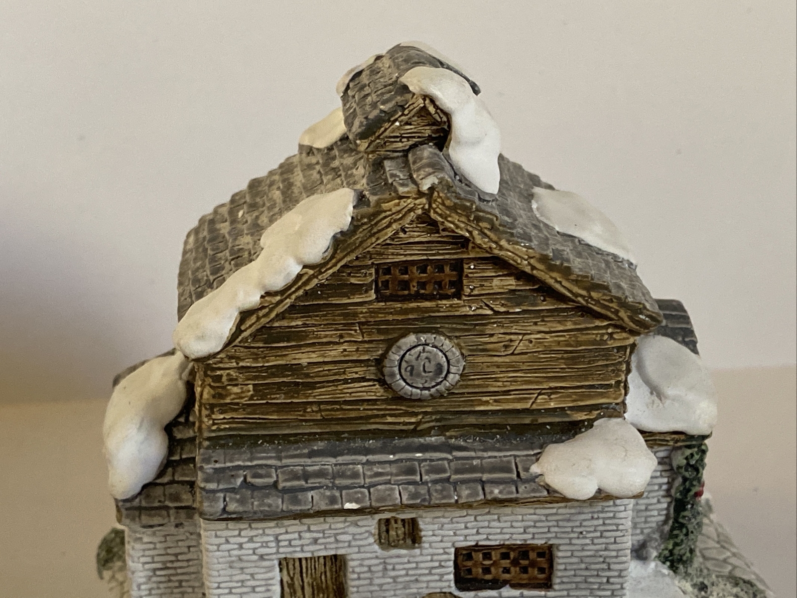 Christmas in the Country Cottages Train Station Collectible Series 4.5″