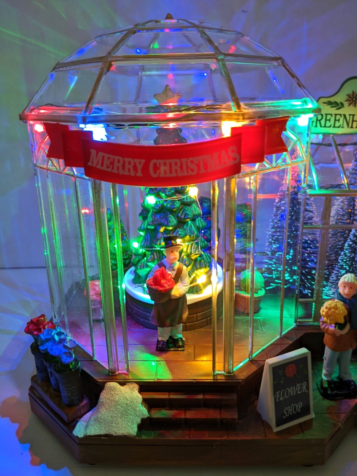 New 2024 Christmas GREENHOUSE by Holiday Time Lights Up & Plays 8 Carols VIDEO