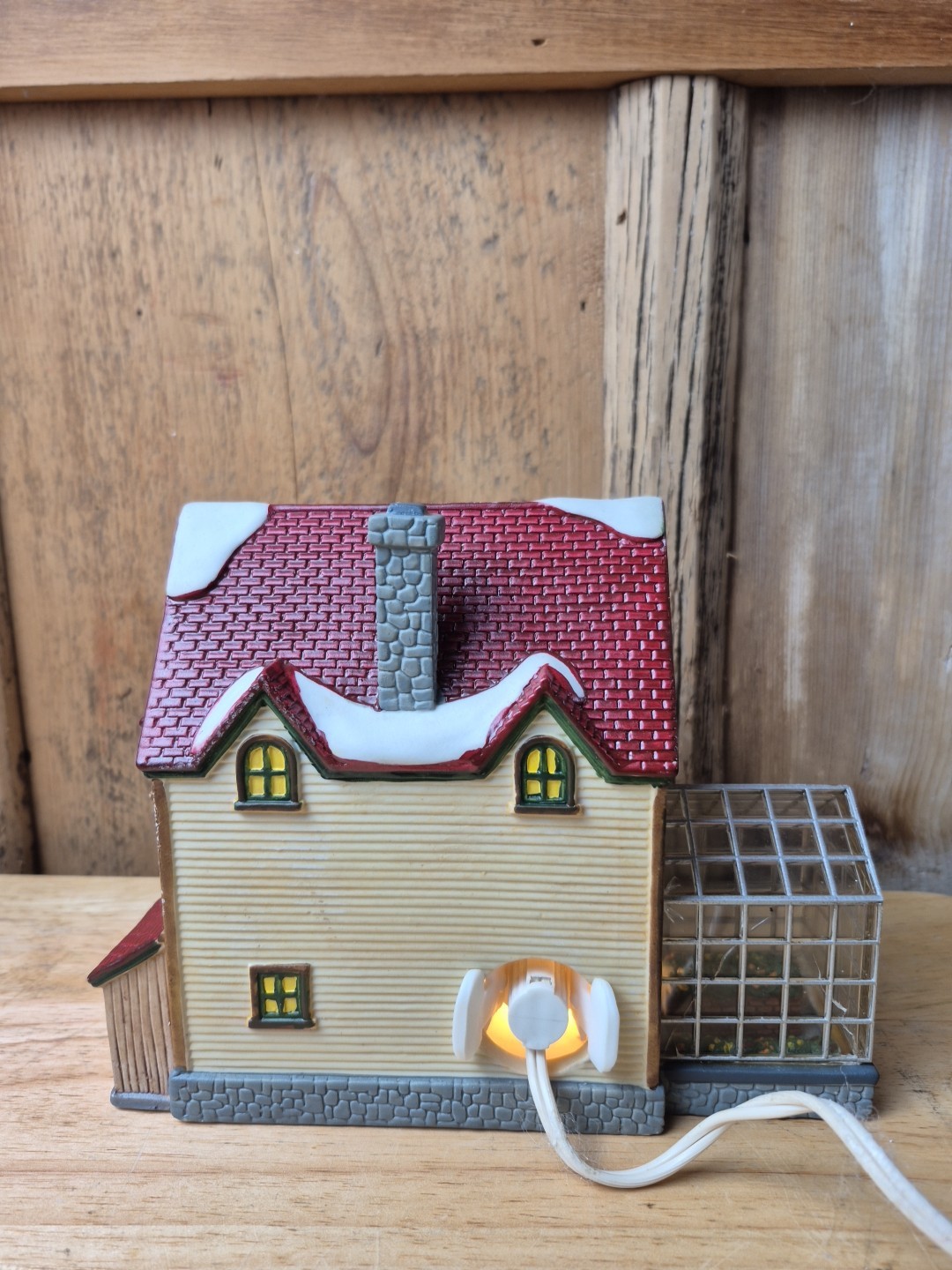 Lemax Village Collection Porcelain Lighted House with Greenhouse #85270, 1998