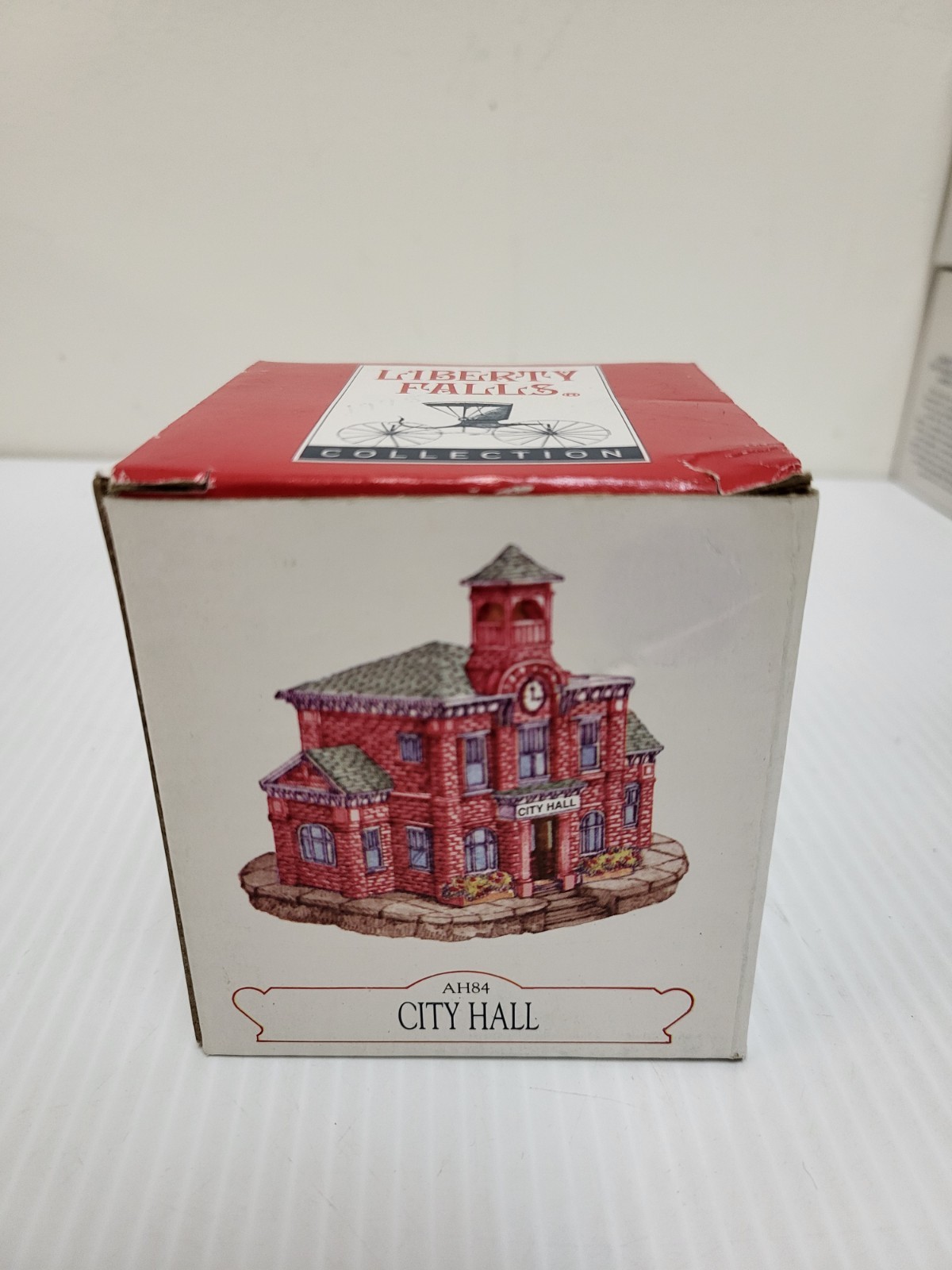 Liberty Falls Collection City Hall AH84