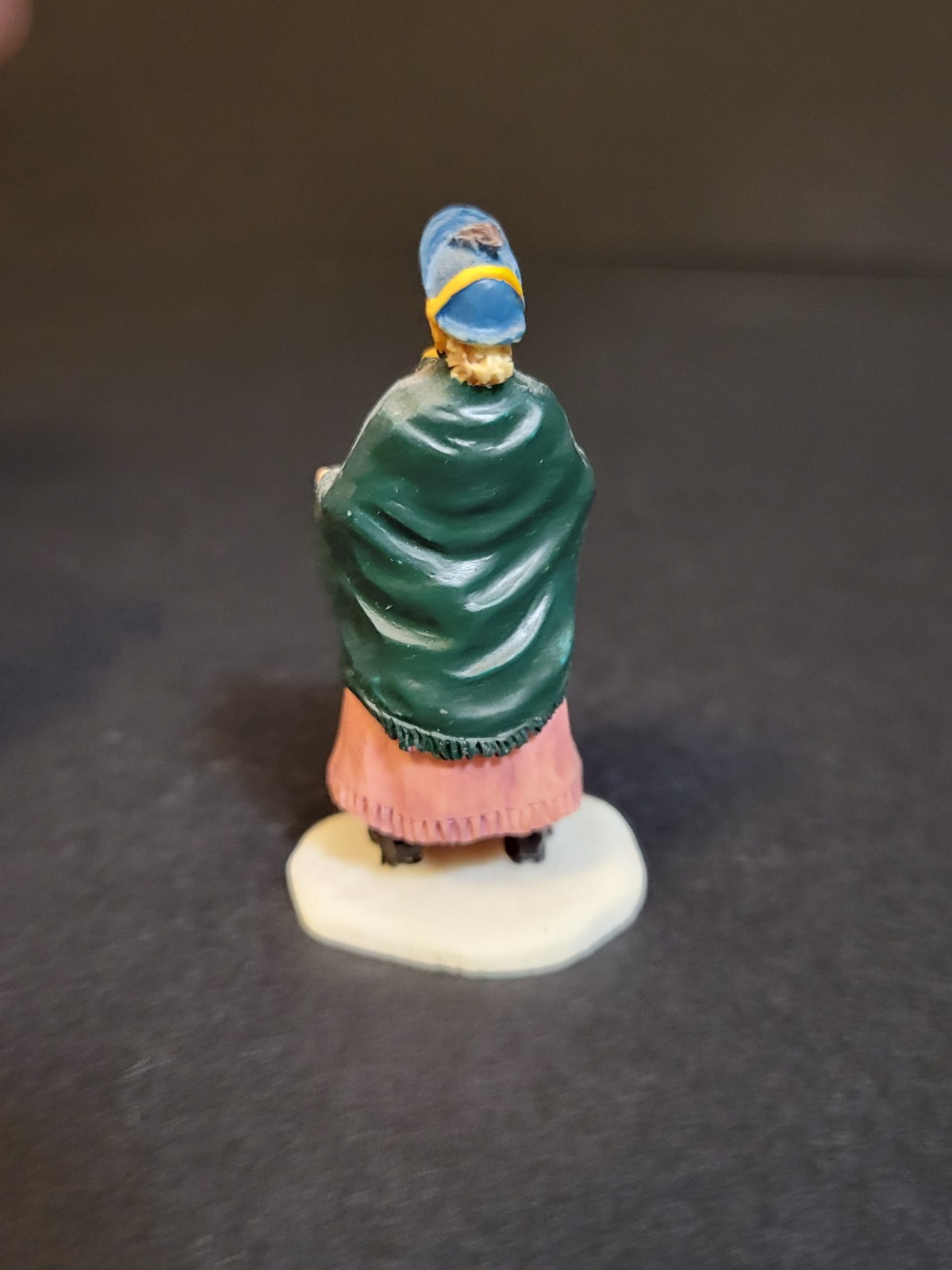 Lemax Christmas Village Town Confections 92270 Victorian Candy Vendor Seller