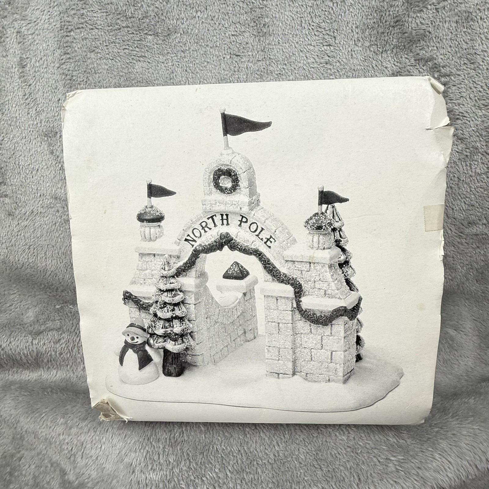 Vintage Dept 56 The Heritage Village Collection “North Pole Gate” Christmas