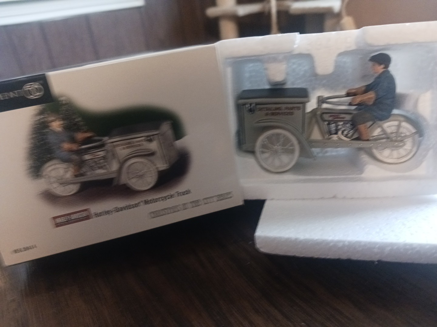 Dept. 56 CIC 2004 Harley Davidson Motorcycle Truck #56.57414 NRFB