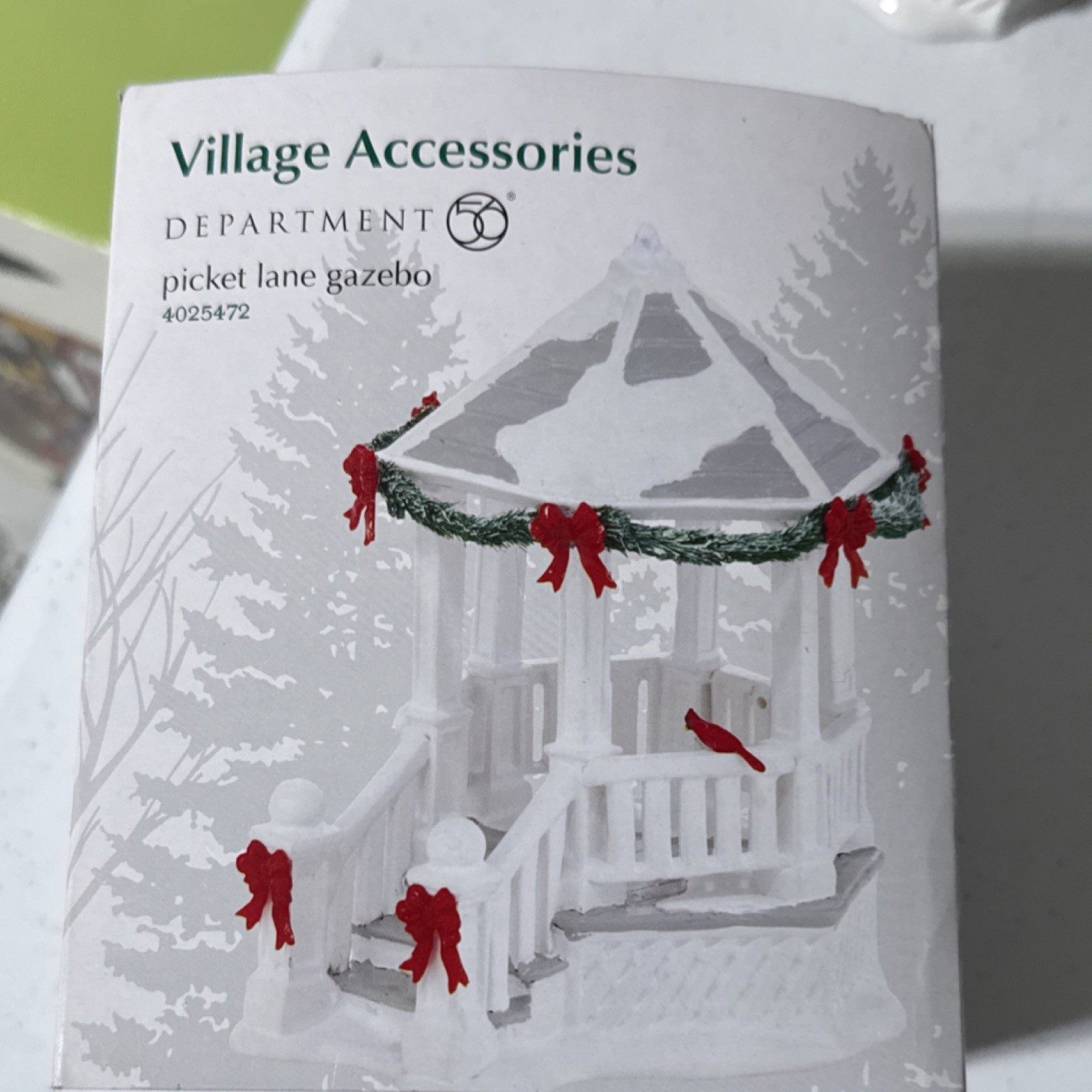 Department 56 Village Accessories Picket Lane Gazebo Resin Christmas 2000-2009