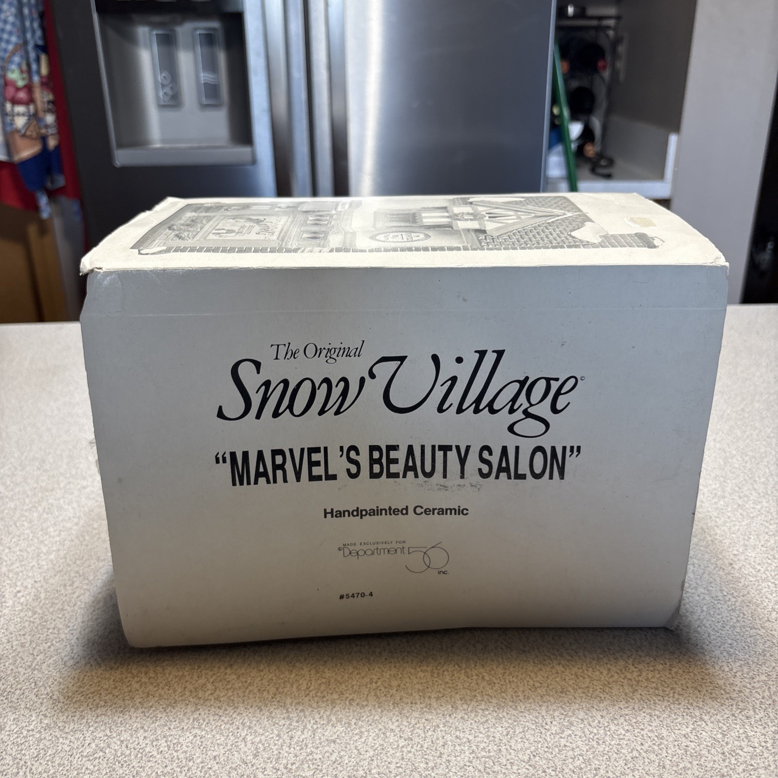 Dept 56 The Original Snow Village Christmas Marvel’s Beauty Salon #54704 Box