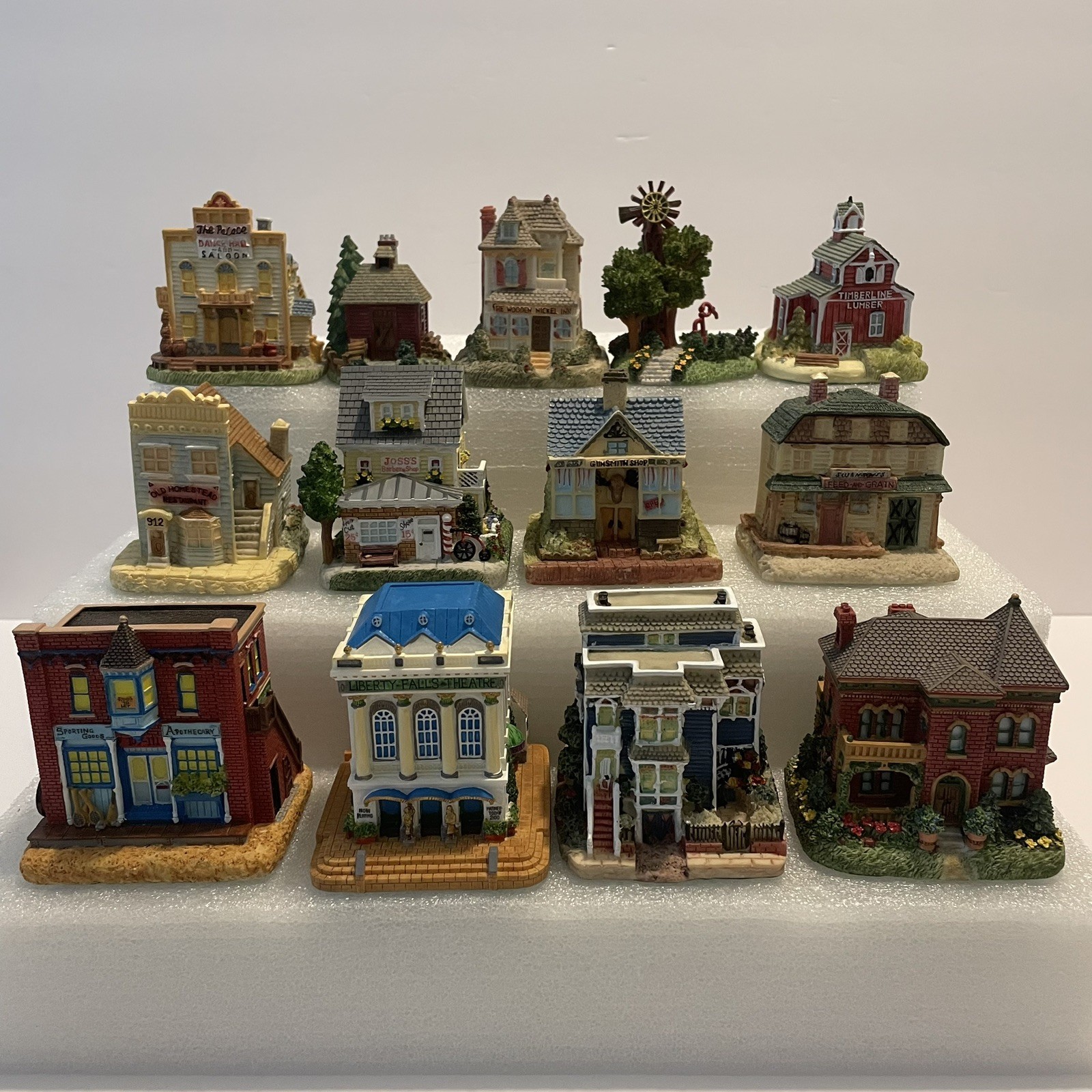 Lot Liberty Falls Americana Collection Miniature Village in Box (13) 1994-2000
