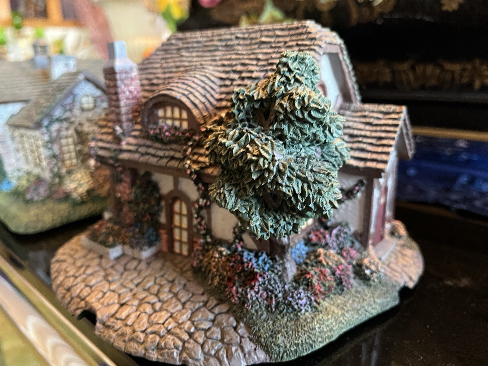 Thomas Kinkade Hawthorne Village Lamplight Village 6 Pc House Set w/o Lights