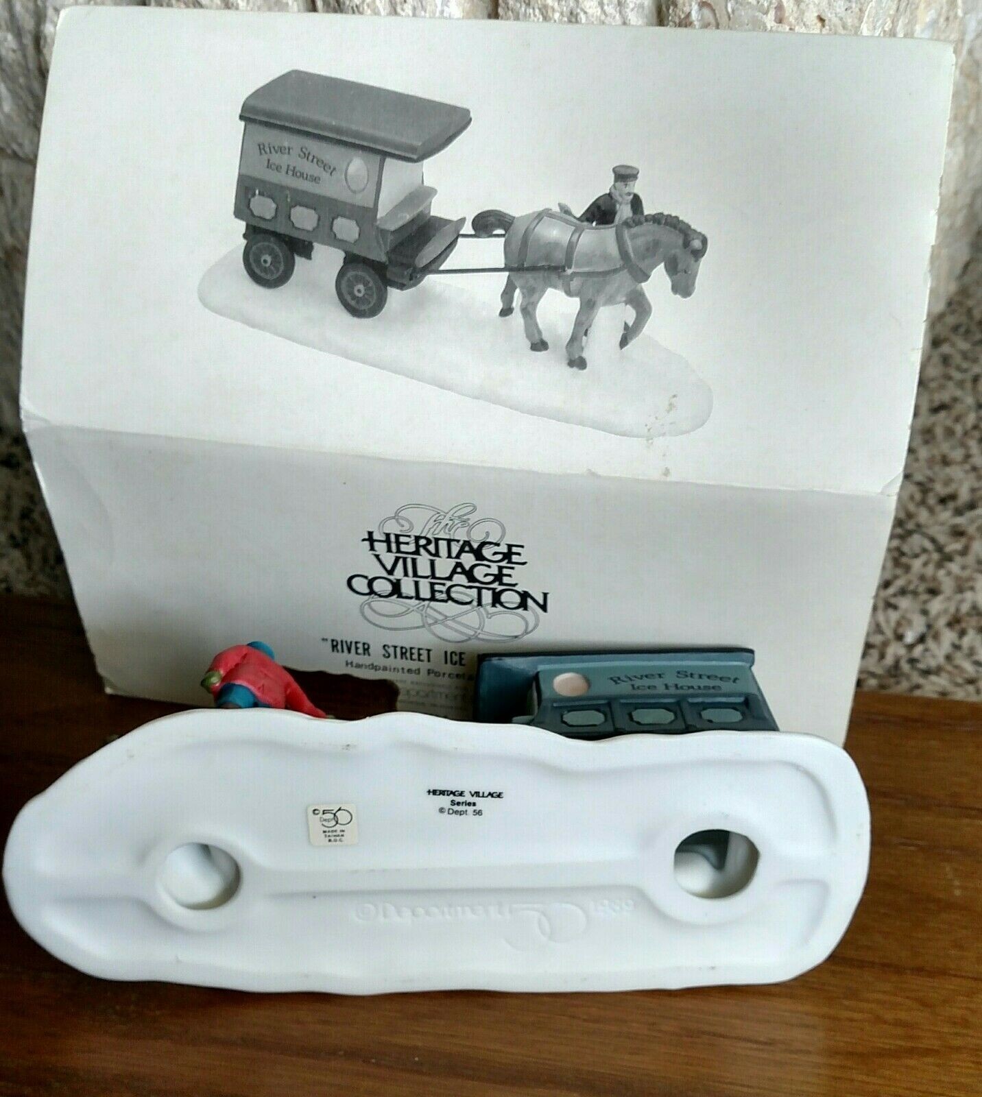 River Street Ice Cart #59595 Dept 56 Christmas In The City -BUYER GUARANTEE