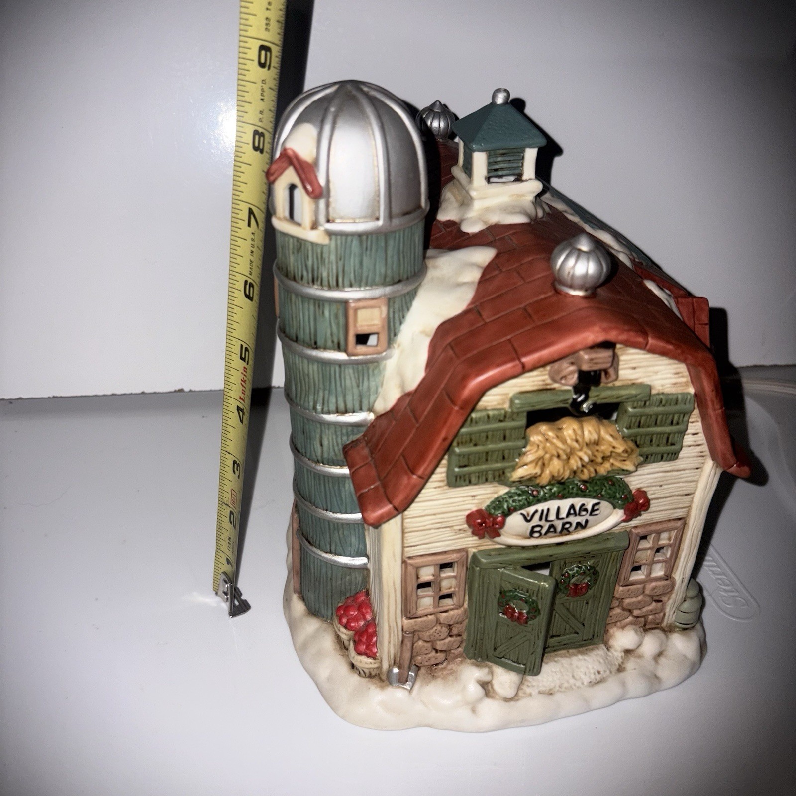Mervyns Village Square Barn Farm House Silo Lighted Buliding Christmas 1998