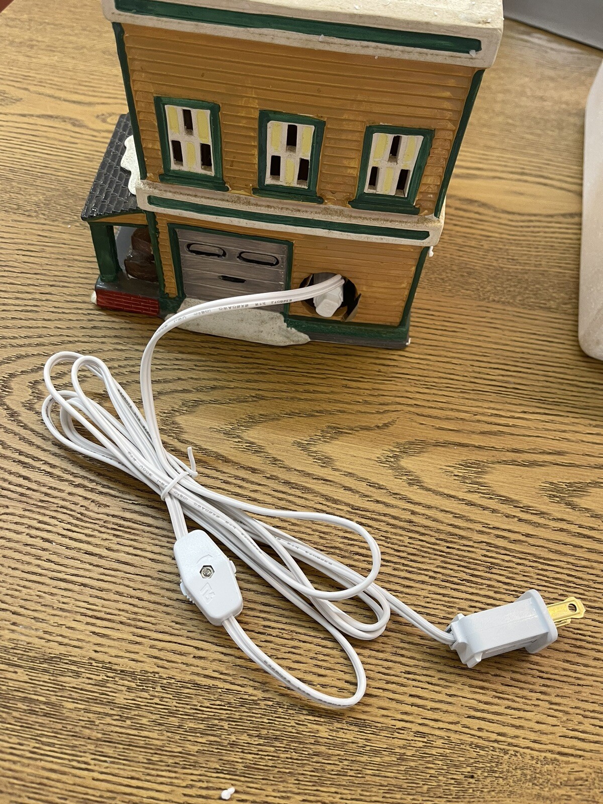 Dept 56 & Lemax Compatible Warm LED Light Cord Holiday Village 6’ W/Switch – New
