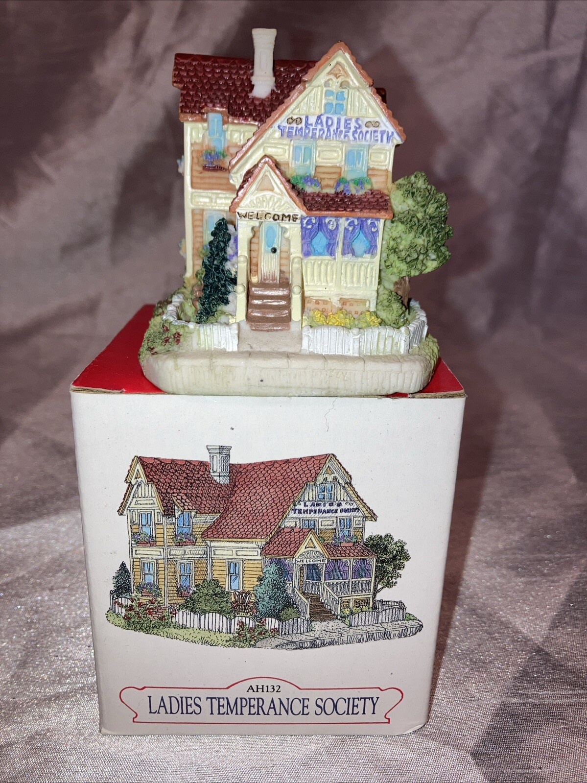 1997 Liberty Falls AH132 Ladies Temperance Society Figurine Americana Collection