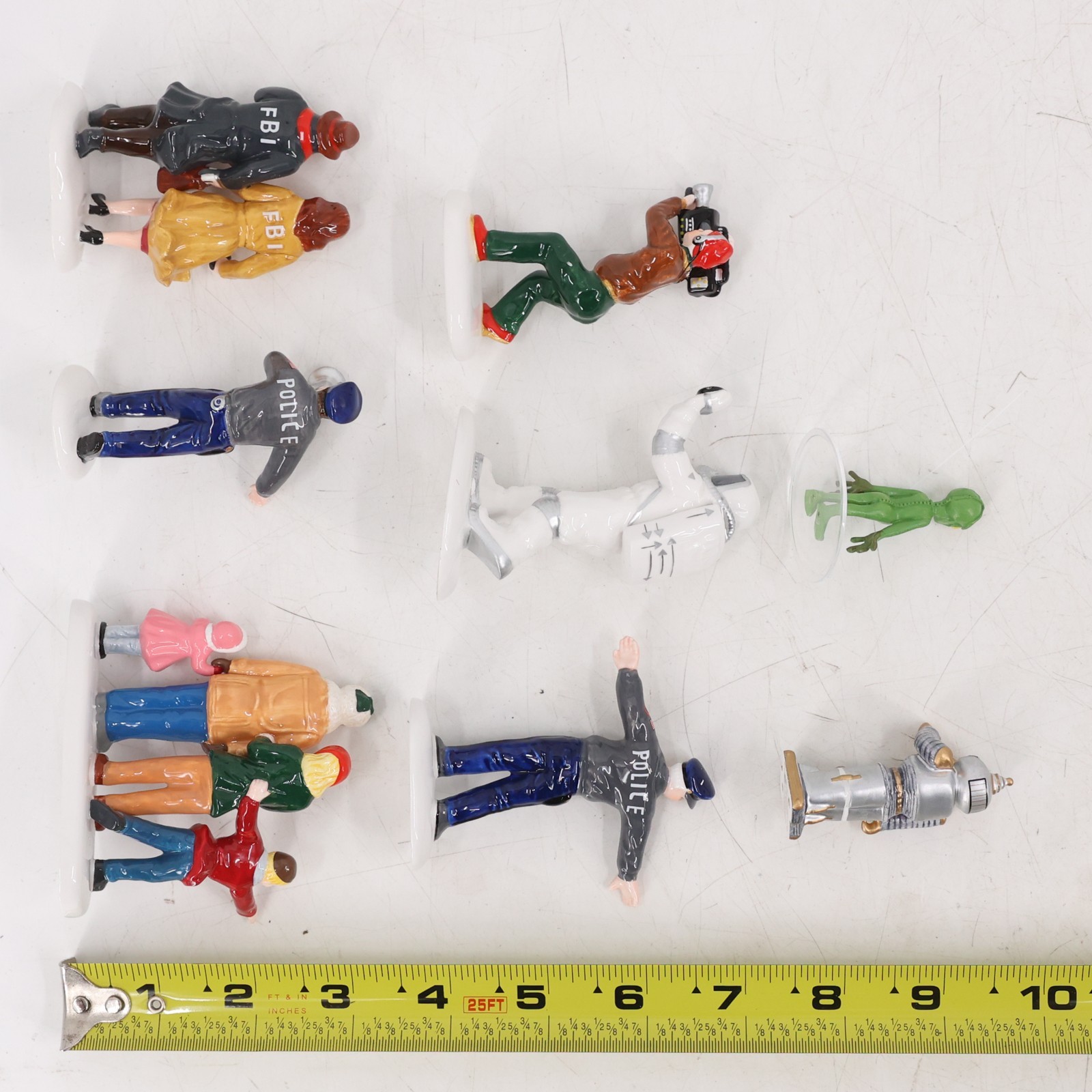 Dept 56 Snow Village 2001 Space Oddity Set of 11 UFO Alien 55118