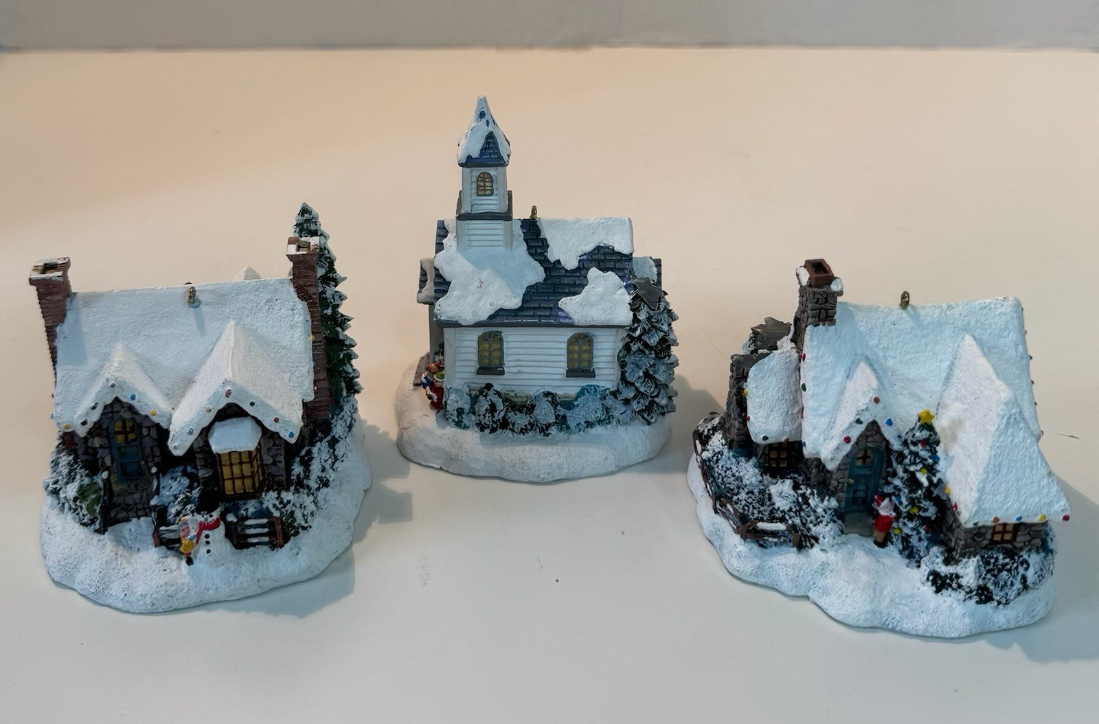 Set of 3 Vintage Thomas Kinkade village buildings Winter Memories Collection.