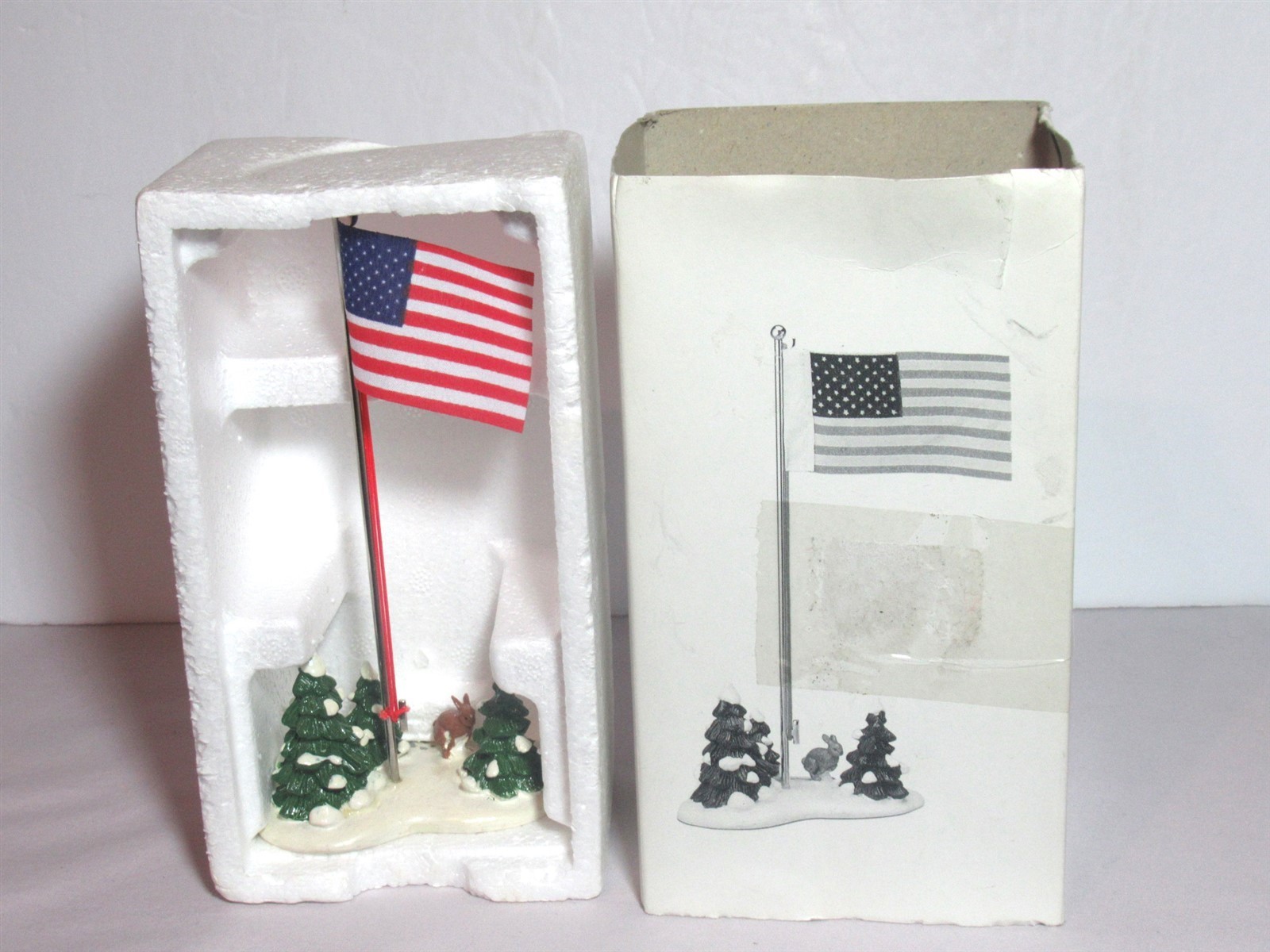 Vtg Christmas Dept 56 Snow Village Flag Pole Accessory 5177-2 in Box