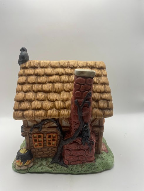 Creepy Hollow Witches’ Cove Lighted Haunted House NO Cord Boxed