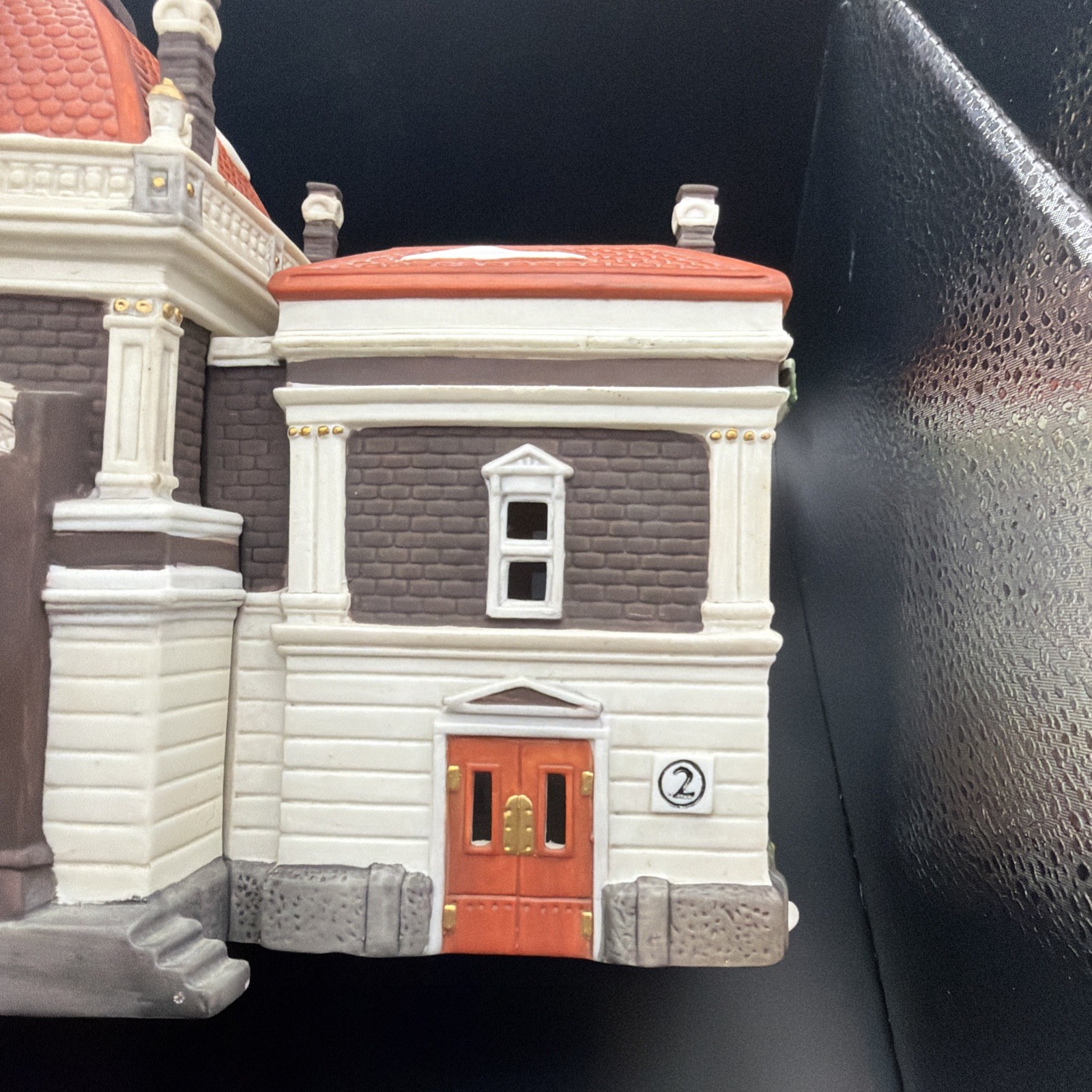 Department 56 Dickens’ Village Victoria Station Lighted Hand Painted Porcelain