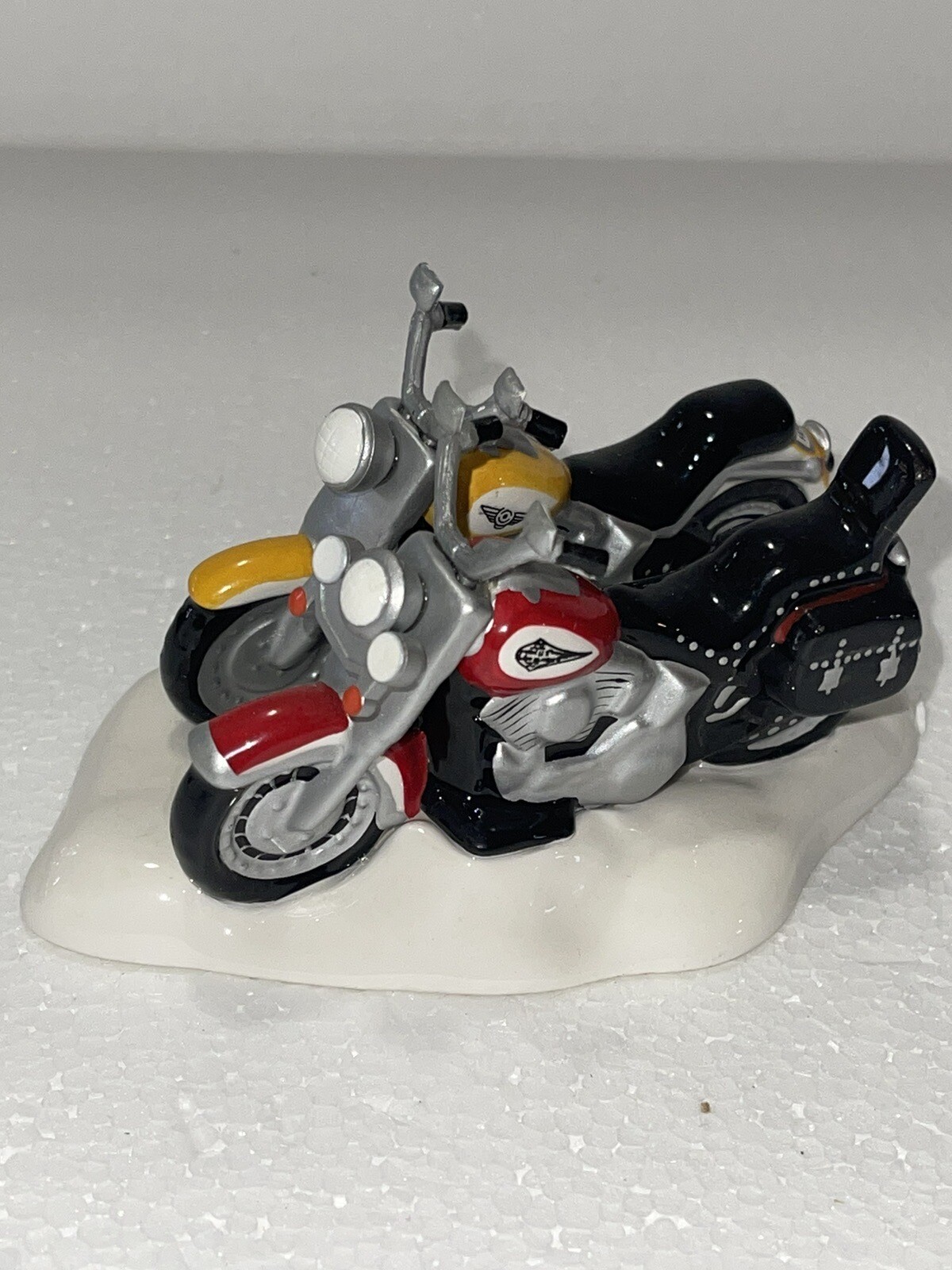 DEPT 56 SNOW VILLAGE ACCESSORY HARLEY DAVIDSON FAT BOY & SOFTAIL 54900 BRAND NEW