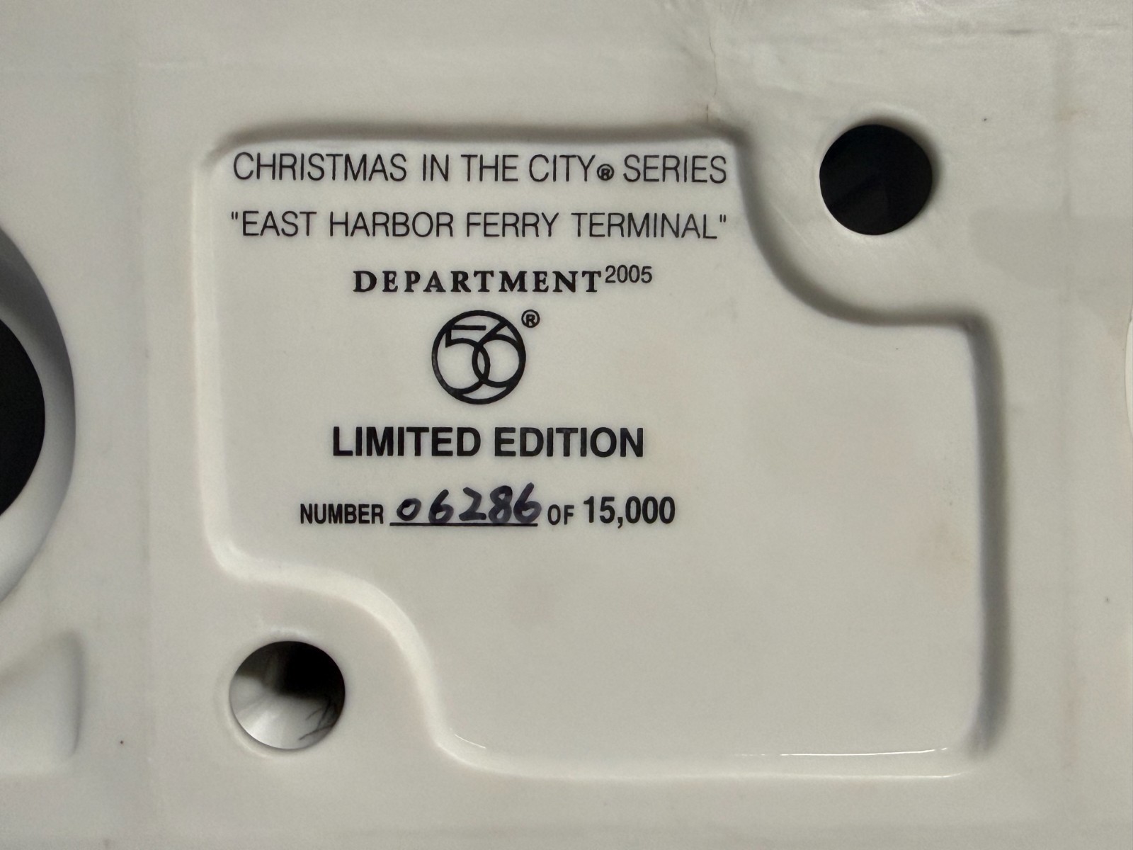 DEPT 56 CHRISTMAS IN CITY- EAST HARBOR FERRY TERMINAL 59254 COLLECTOR’S EDITION