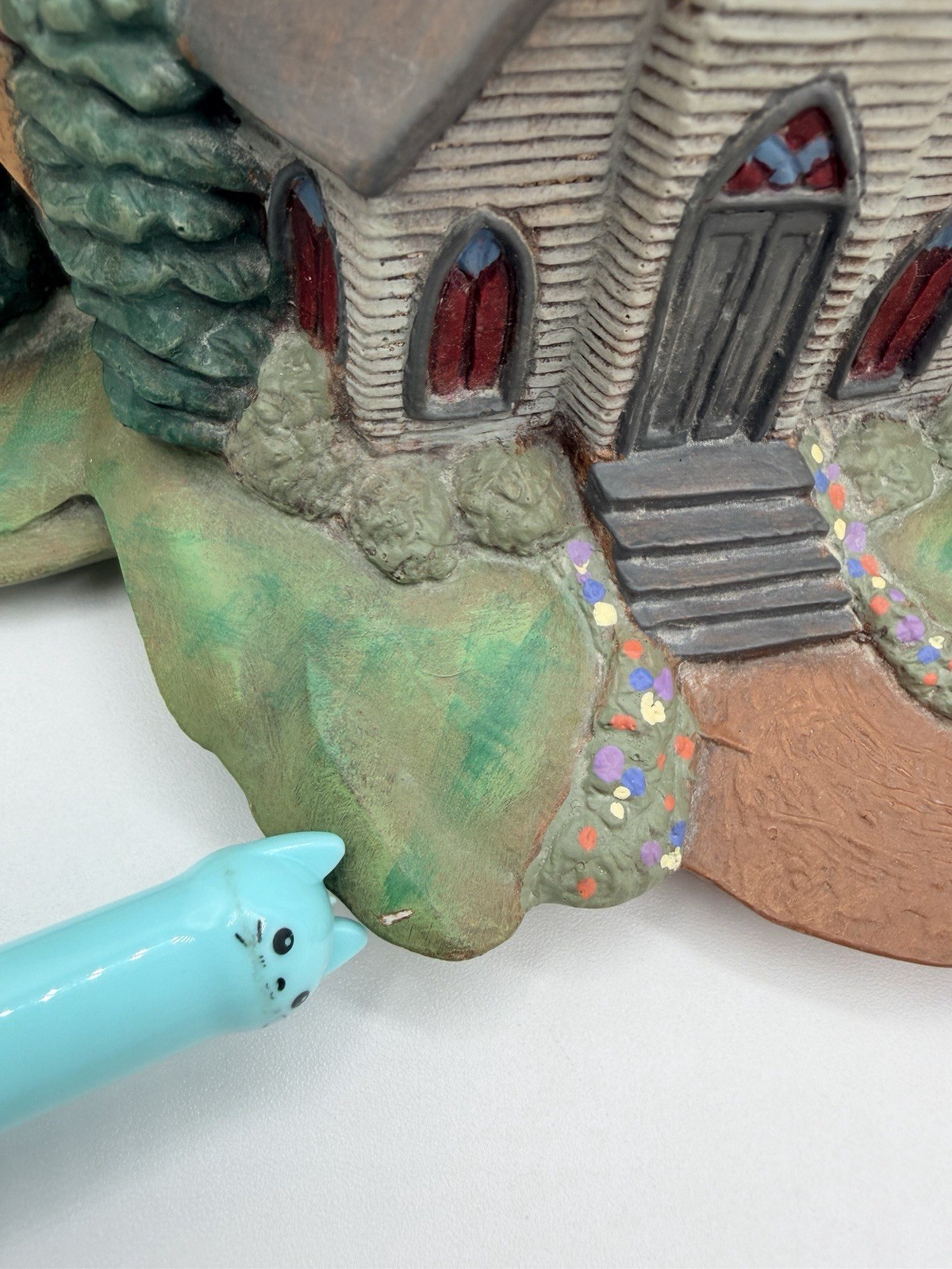 Gorgeous Ceramic Hershey Mold Ambient Glow Church Christmas Winter Scene Vintage