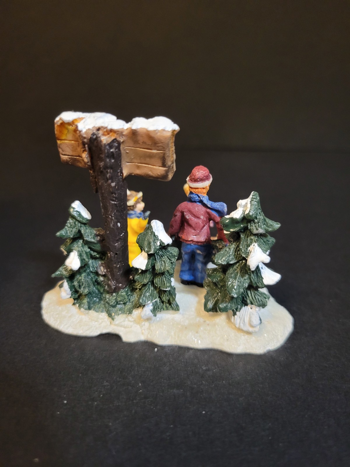 Holiday Time Santas Workbench Christmas Village Tree Lot Sale Seller Vendor
