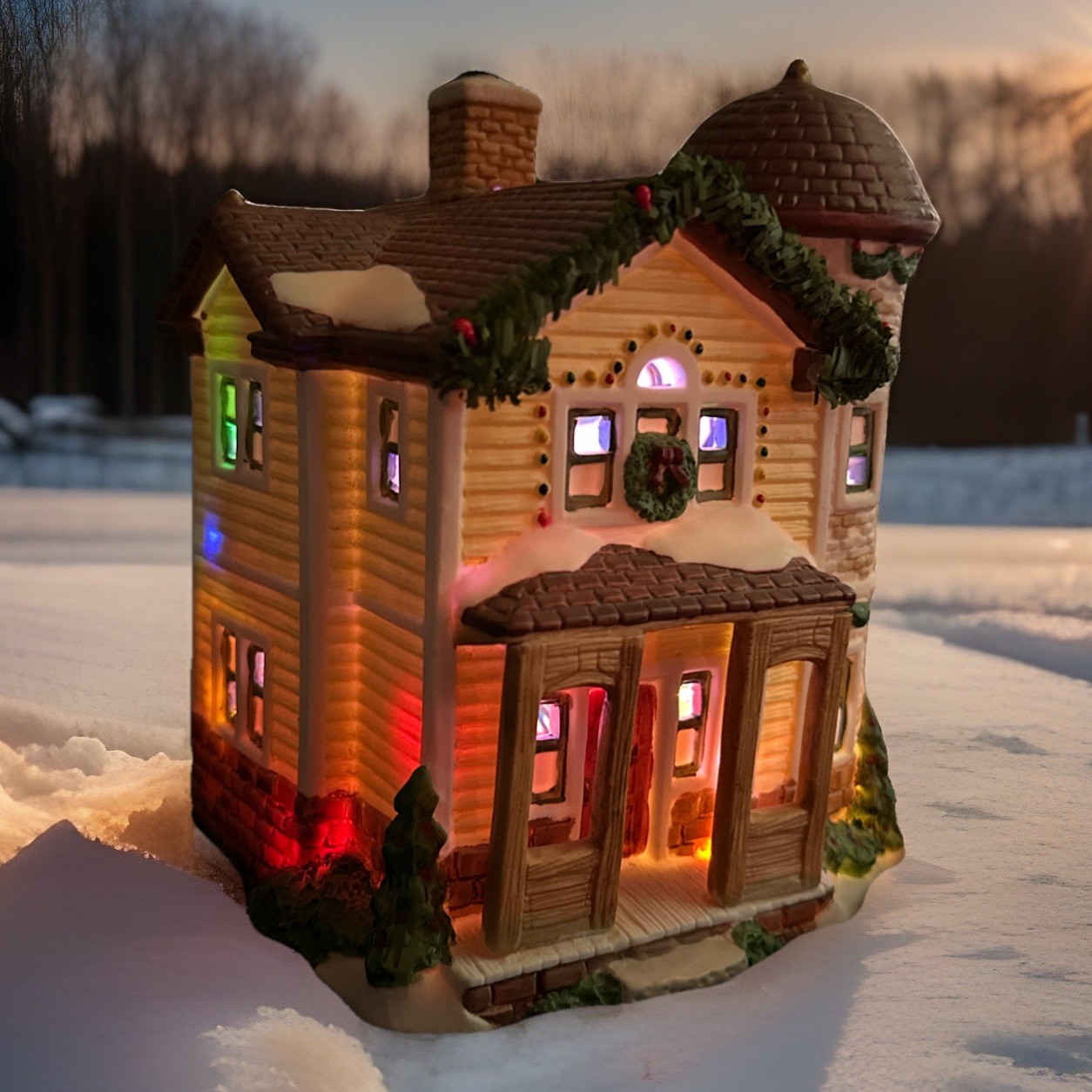 1994 Winter Valley Cottages Porcelain Lighted House – Christmas Village Decor