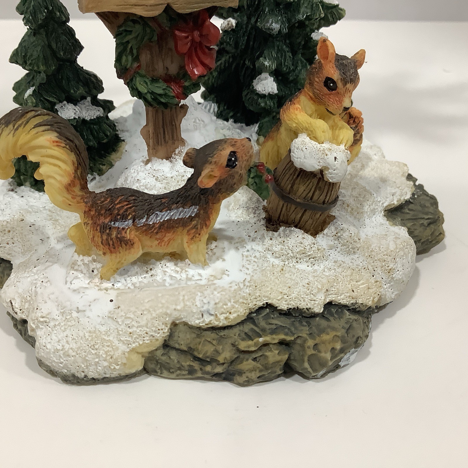 Heartland Valley Village Winter Tree W/Cardinals #9831645 10” Accessory Resin