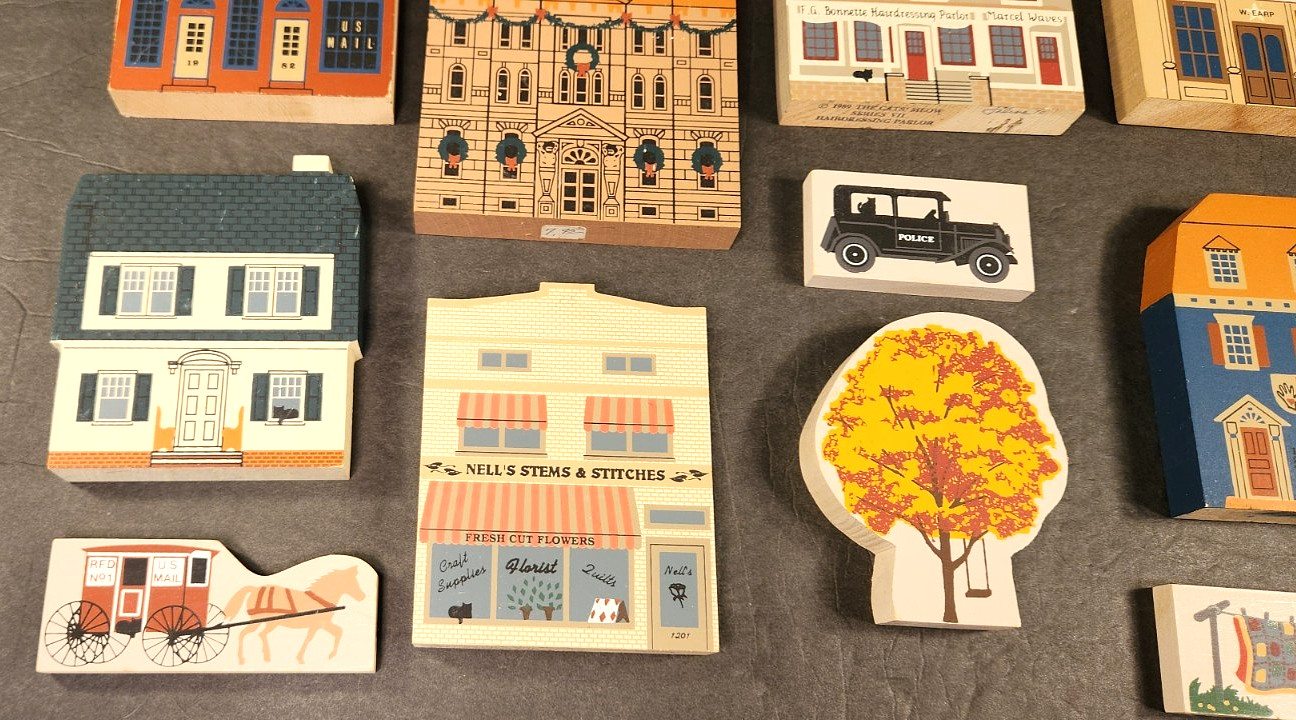 VINTAGE 1987-1992 LOT OF 10 “THE CATS MEOW” VILLAGE BUILDINGS, VEHICLES AND MORE