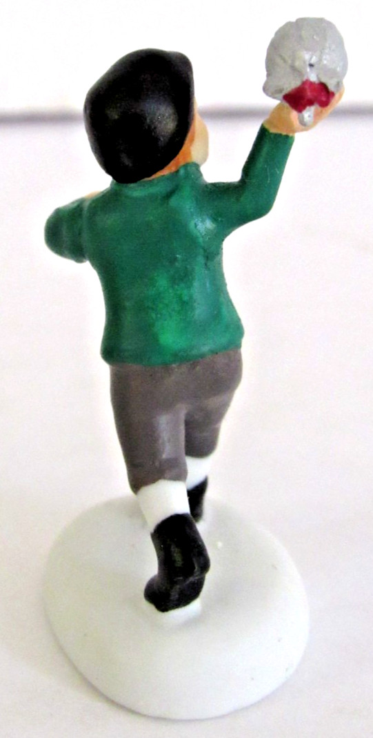 DEPT 56 “TEGAN’S ACCESSORY SET” (SET OF 4) ~(2013)~ **DICKENS’ VILLAGE** RARE !!