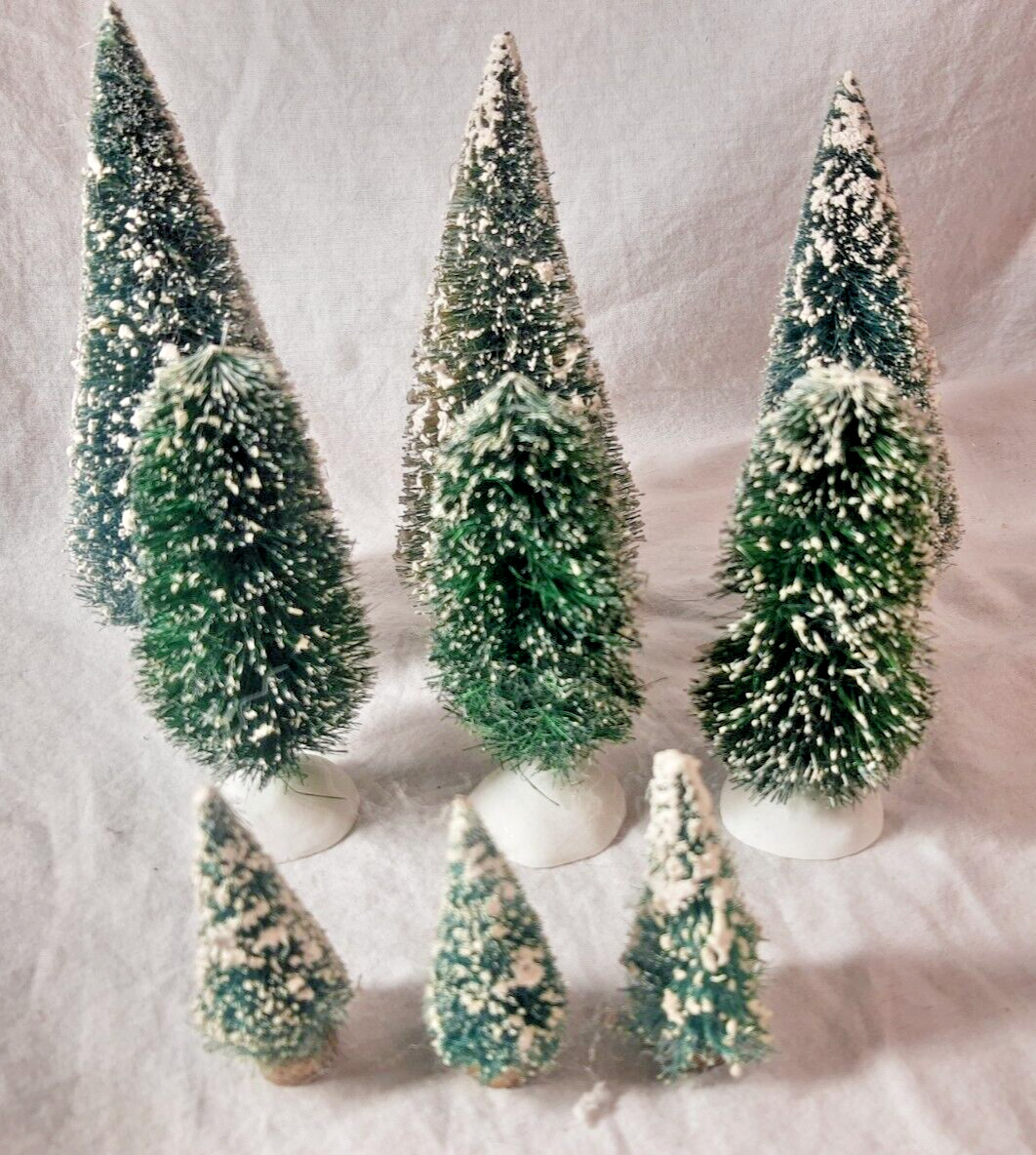 9 Bottle Brush Snowy Christmas Village Trees Dept 56 + 3 each of 6″ 4″ 2″ lotA
