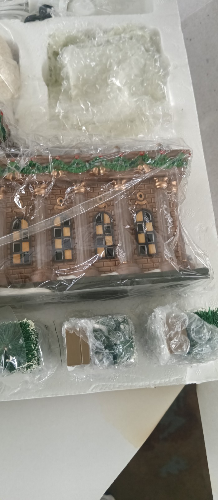 Dept 56 17 PC Dickens Village RAMSFORD PALACE 1996 Complete 58336 NEW