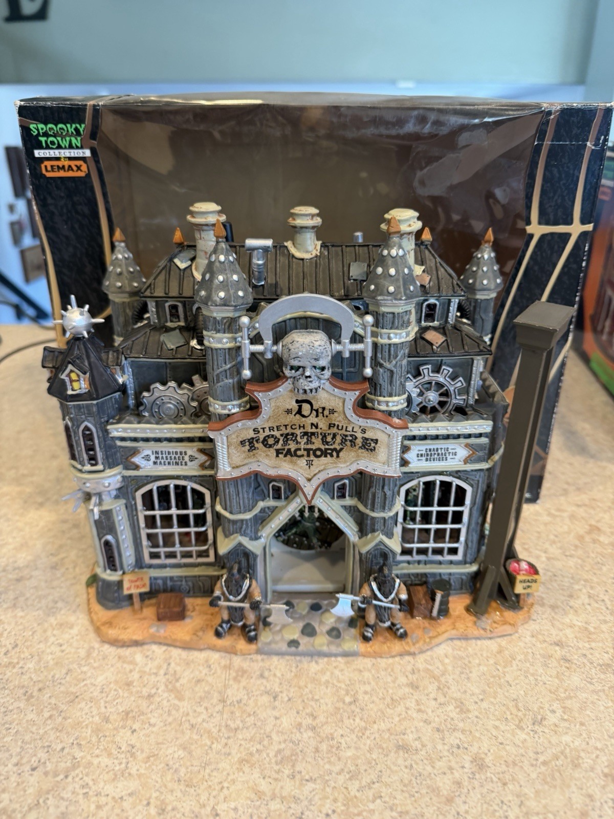 Lemax Spooky Town “Dr. Stretch N. Pull’s Torture Factory” Not Working Parts Or R
