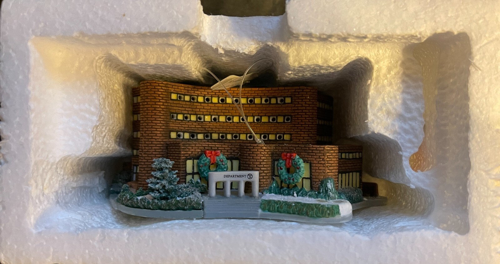 RARE Dept 56 “ONE VILLAGE PLACE” 25th Anniversary Event Ed. #97700 2001