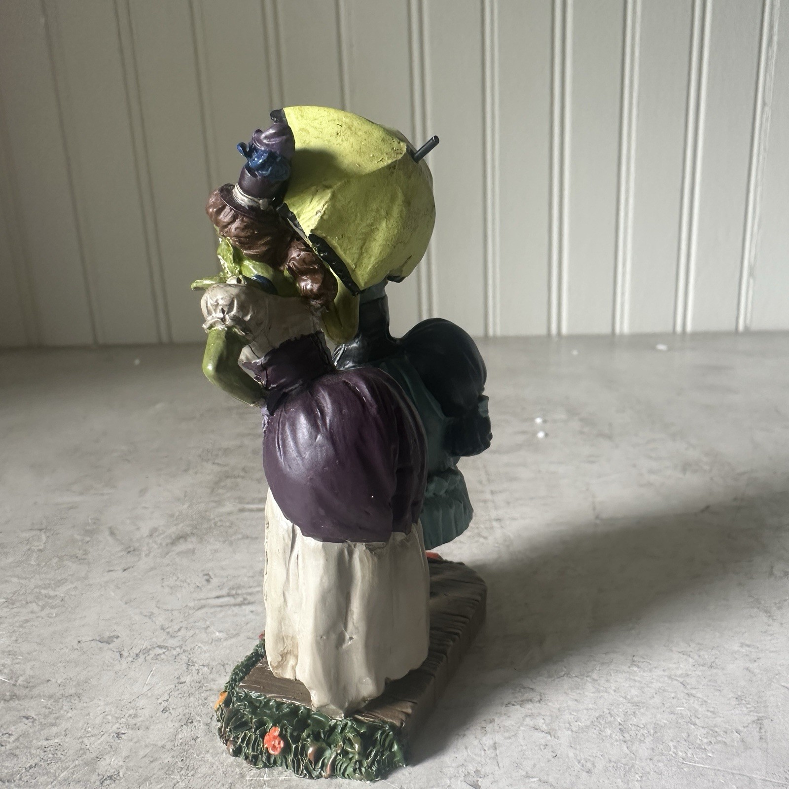 Dept 56 Painted Ladies HTF Halloween Village Accessory EUC 4044891 2015