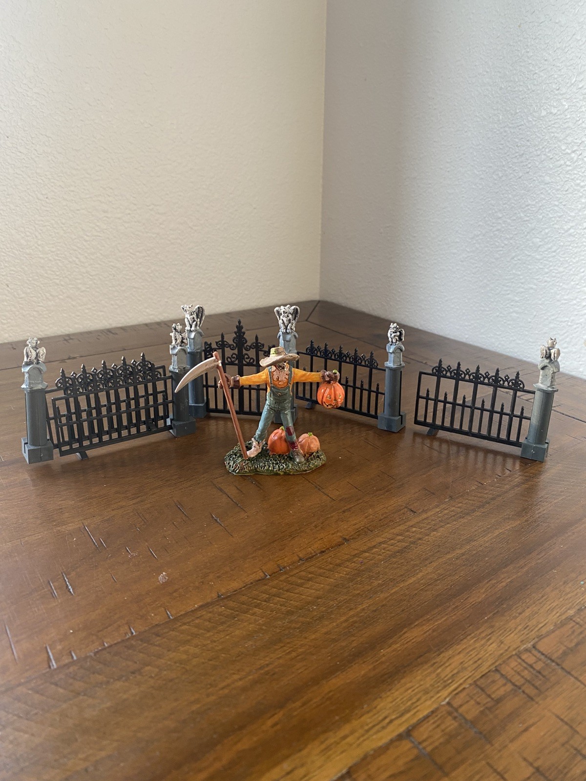 Lemax Spooky Town Figurine – Freaky Farmer with some fence
